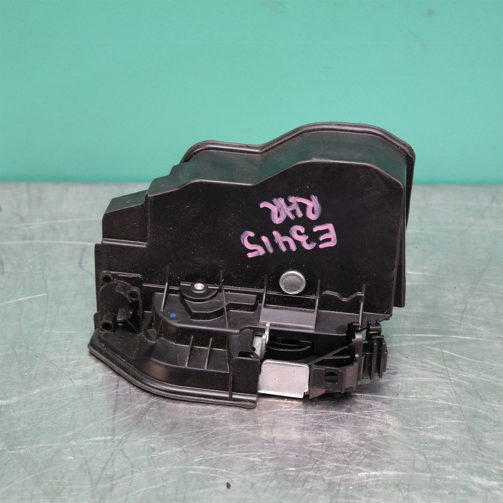 LOCK MECHANISM RHR (148) *51-12* LOCK MECHANISM RHR (148) *51-12*