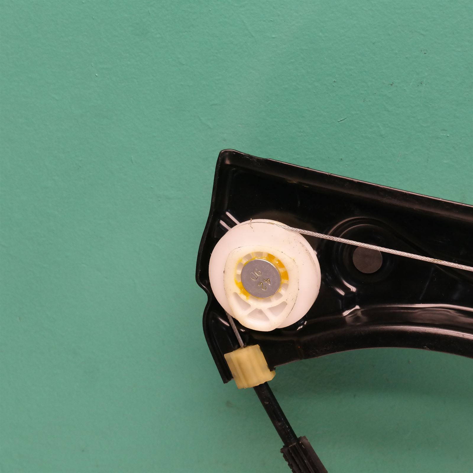 RIGHT REAR WND REG/MOTOR E70 (382) (692) *51-12* 4 RIGHT REAR WND REG/MOTOR E70 (382) (692) *51-12* - Image 4