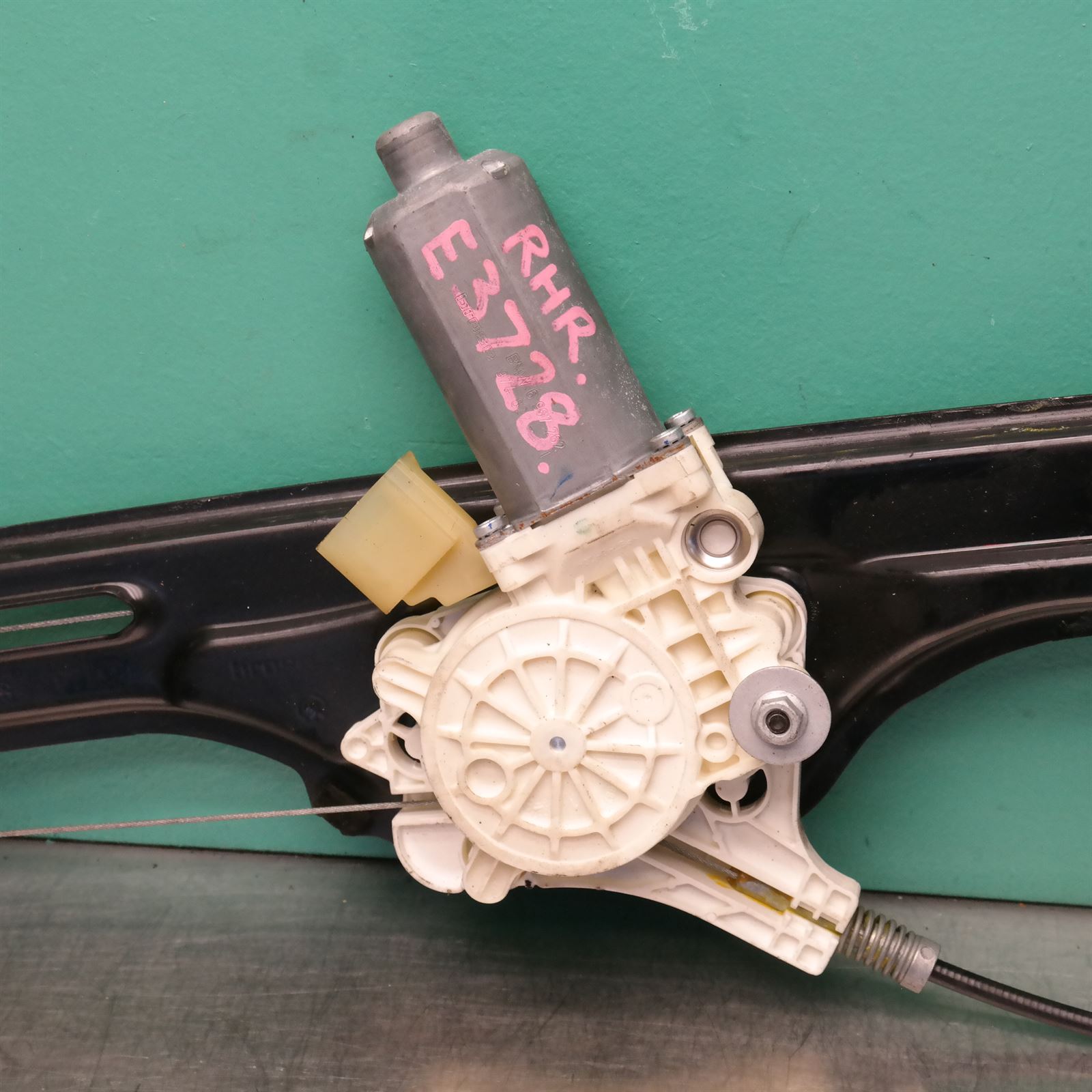 RIGHT REAR WND REG/MOTOR E70 (382) (692) *51-12* 5 RIGHT REAR WND REG/MOTOR E70 (382) (692) *51-12* - Image 5