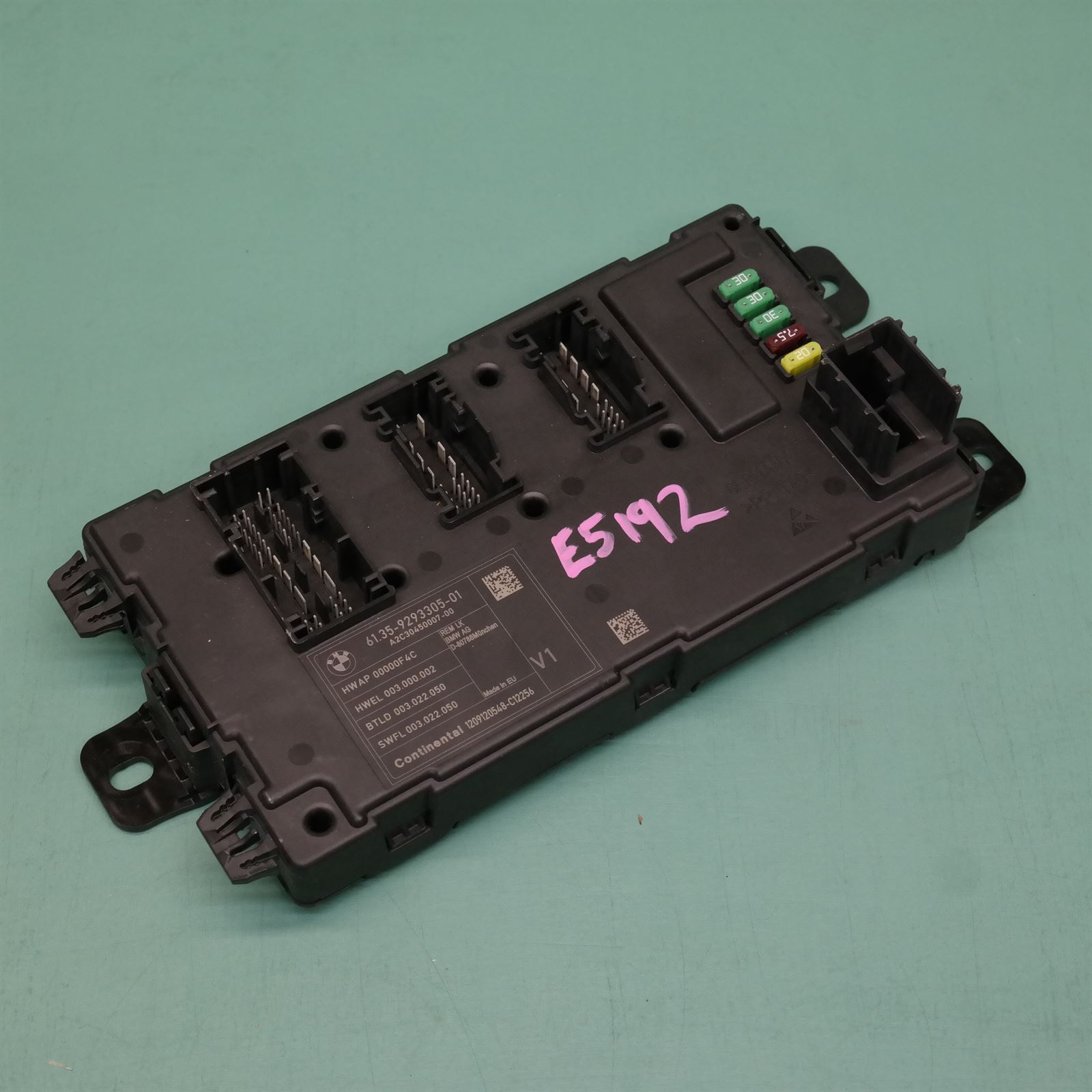 ECU F20 # REM Module # (001) *61-25* ECU F20 # REM Module # (001) *61-25*