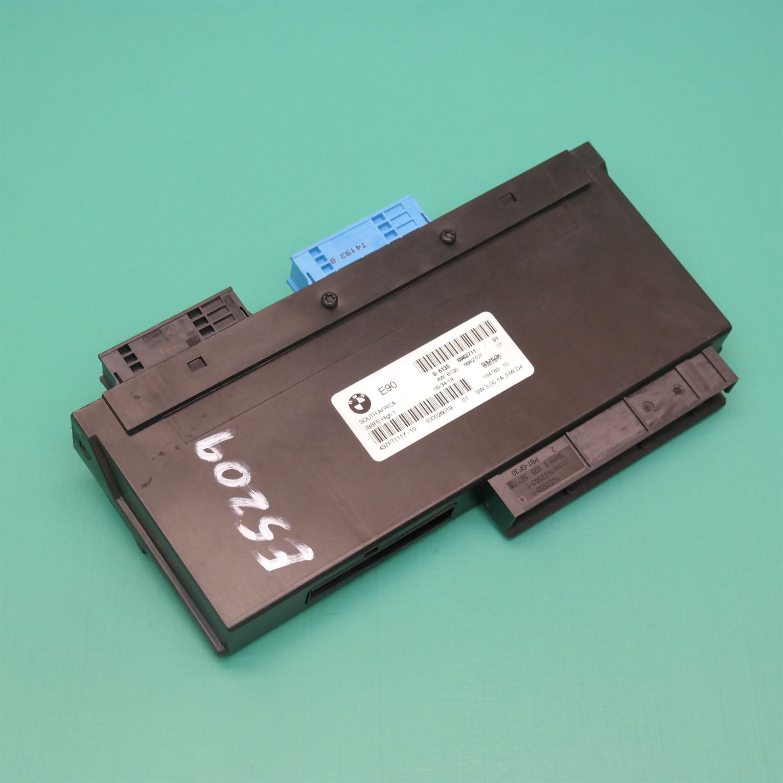 ECU E90 # Junction Box # (821) *61-25* ECU E90 # Junction Box # (821) *61-25*