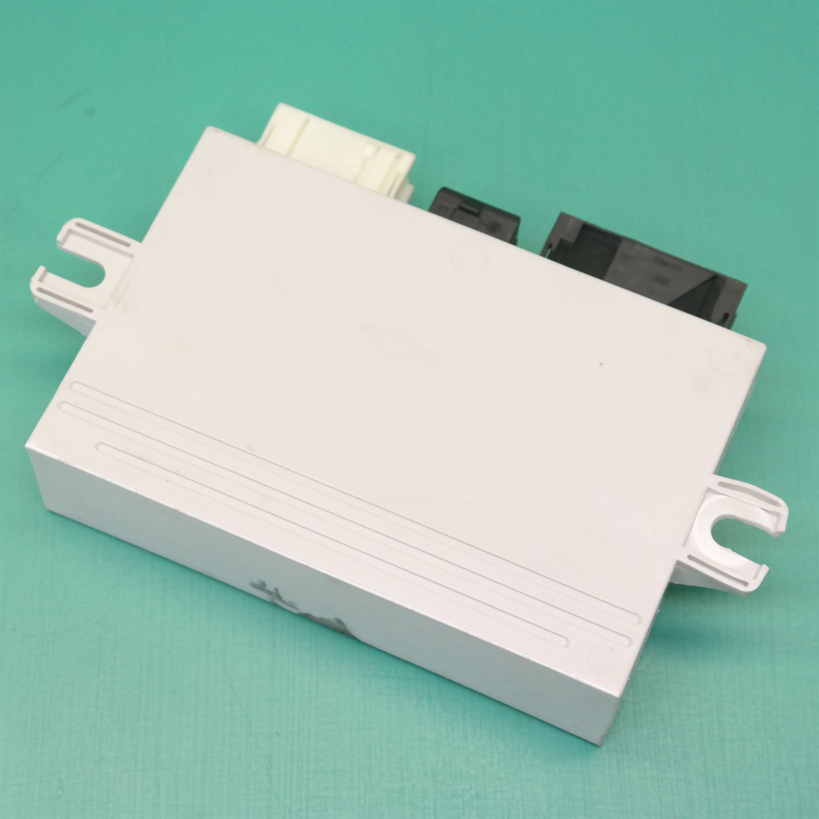 ECU E46 # Roof ECU # (CAB) P/N 6.960.141 2 ECU E46 # Roof ECU # (CAB) P/N 6.960.141 - Image 2