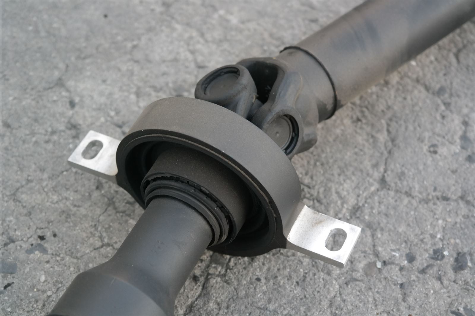REAR PROP SHAFT E90 P4 (333) *26-05* 5 REAR PROP SHAFT E90 P4 (333) *26-05* - Image 5