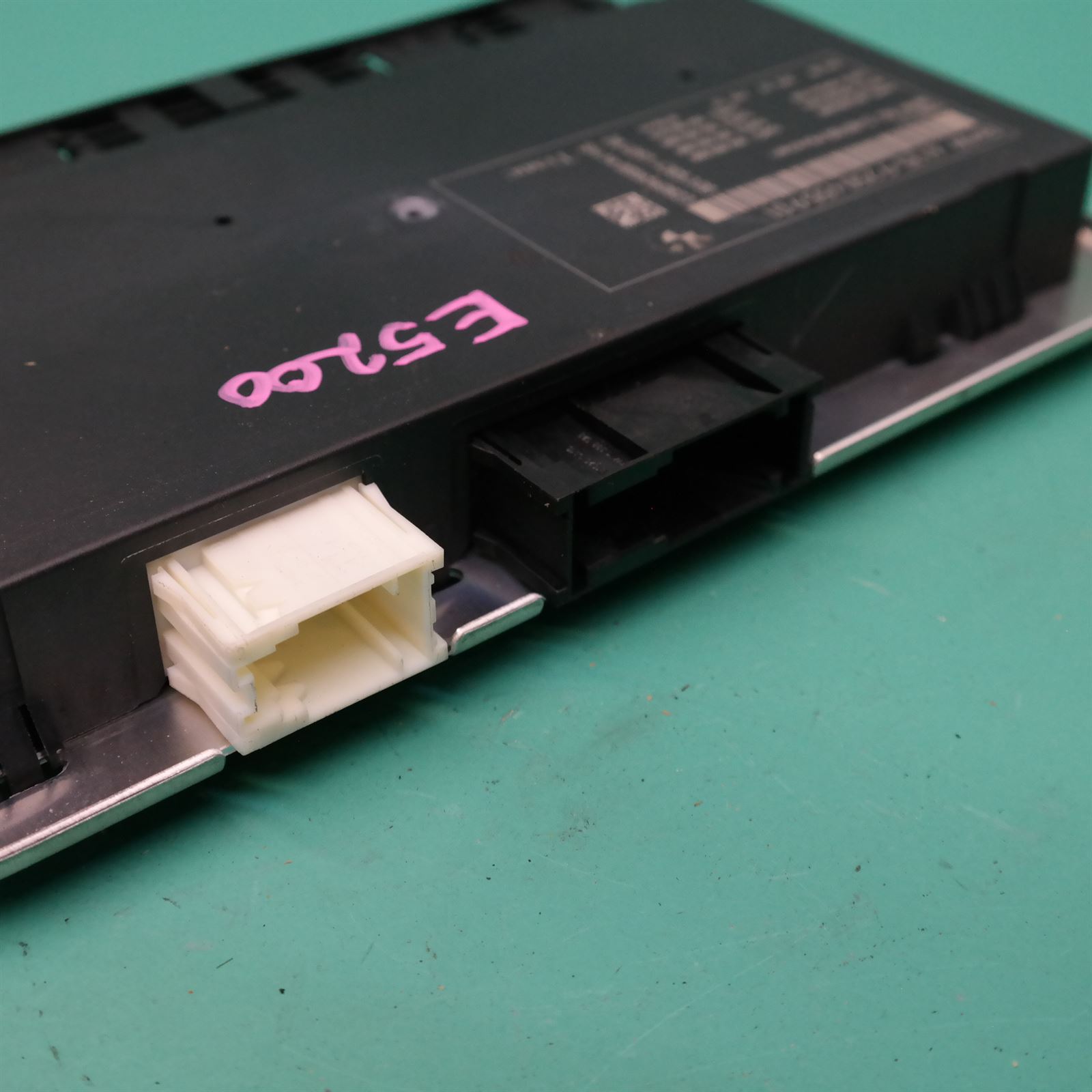 ECU F10 # Footwell Module # (947) *61-25* FRM III 5 ECU F10 # Footwell Module # (947) *61-25* FRM III - Image 5