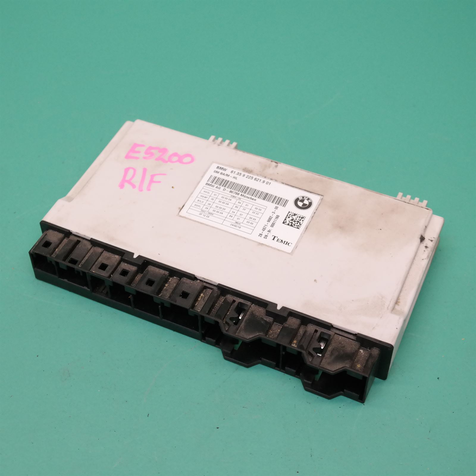 ECU F10 # Seat Module # P/N 9.225.621 ECU F10 # Seat Module # P/N 9.225.621