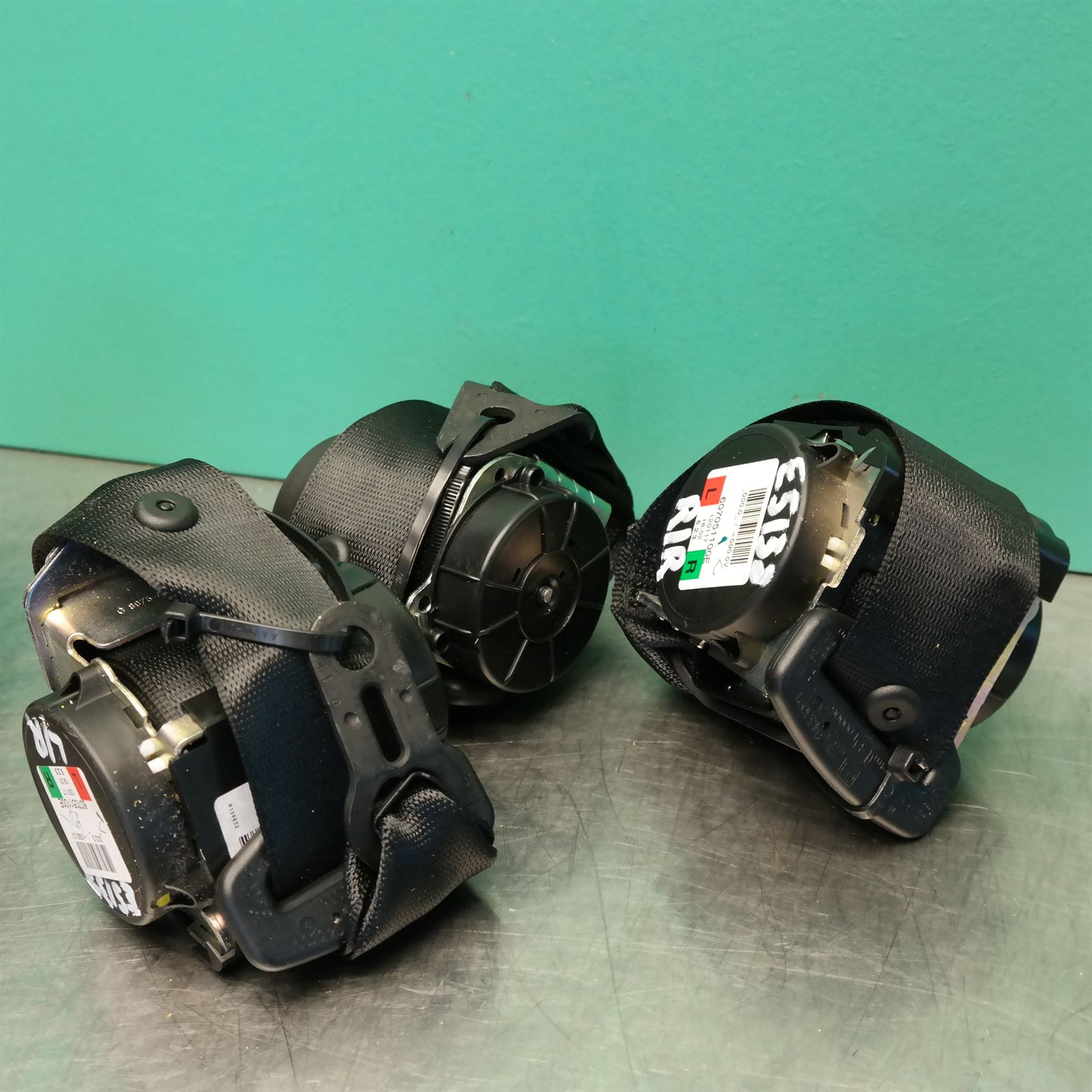 SEAT BELT E90 Belts rear Wag BLACK BM Spares Online