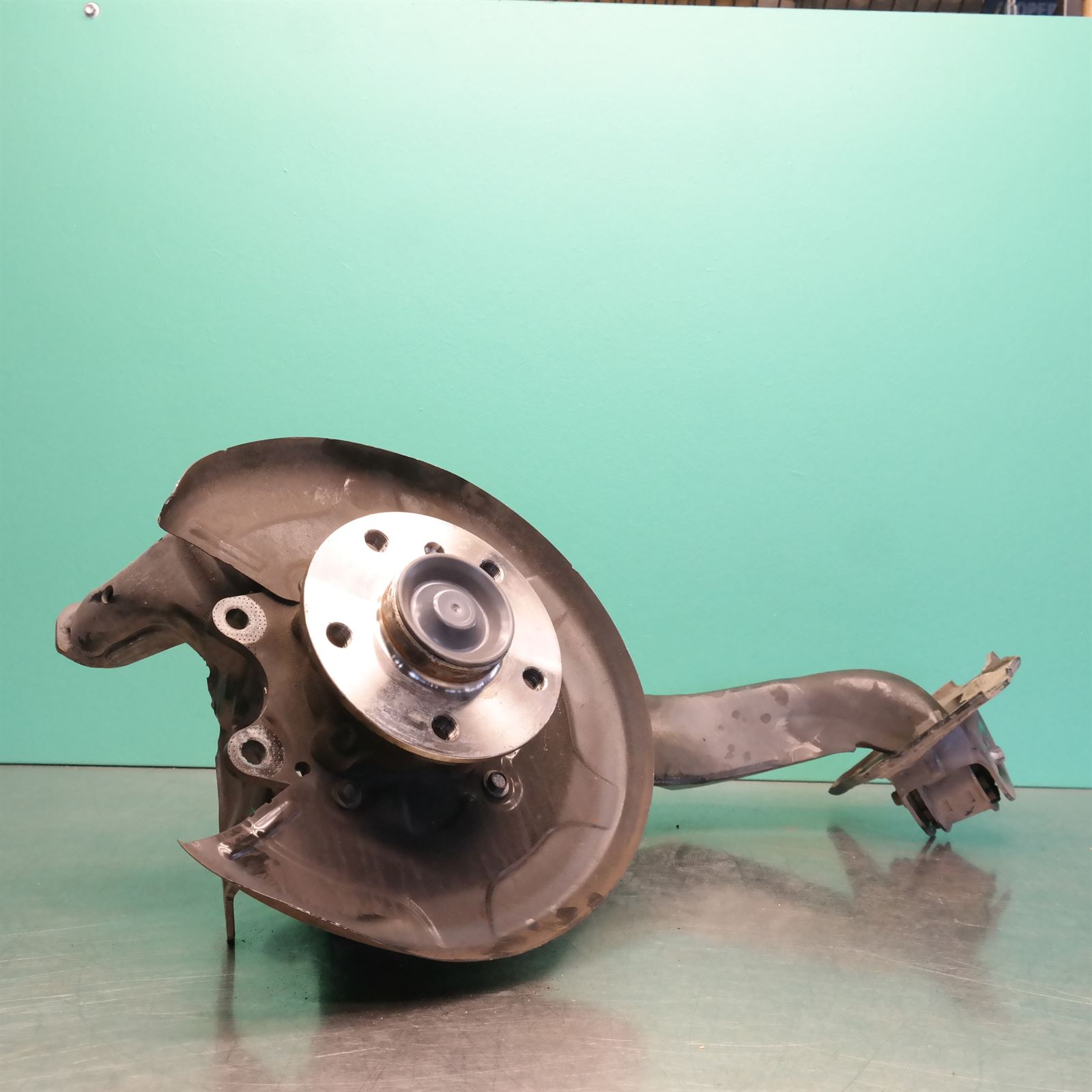 LEFT REAR TRAILING ARM F # Trailing Arm # (579) *33-30* F45 LEFT REAR TRAILING ARM F # Trailing Arm # (579) *33-30* F45