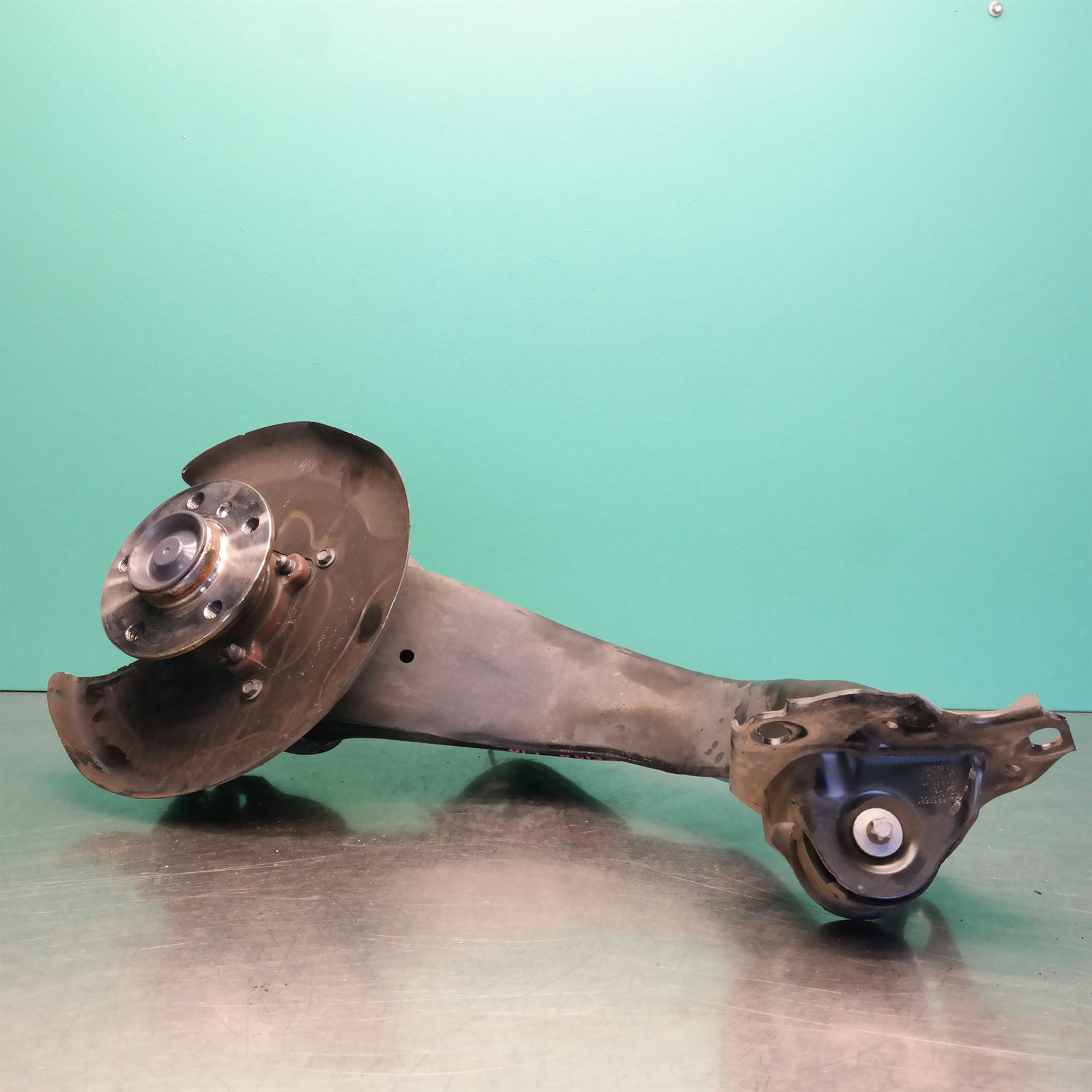 LEFT REAR TRAILING ARM F # Trailing Arm # (579) *33-30* F45 2 LEFT REAR TRAILING ARM F # Trailing Arm # (579) *33-30* F45 - Image 2