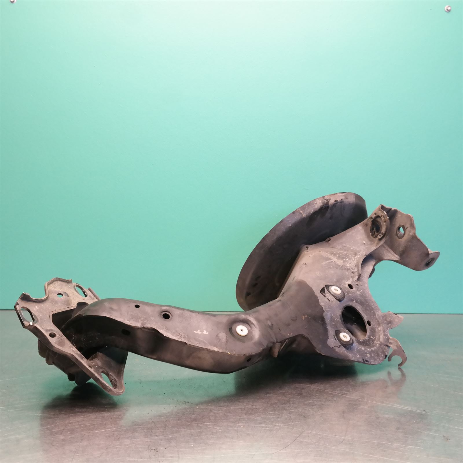LEFT REAR TRAILING ARM F # Trailing Arm # (579) *33-30* F45 3 LEFT REAR TRAILING ARM F # Trailing Arm # (579) *33-30* F45 - Image 3