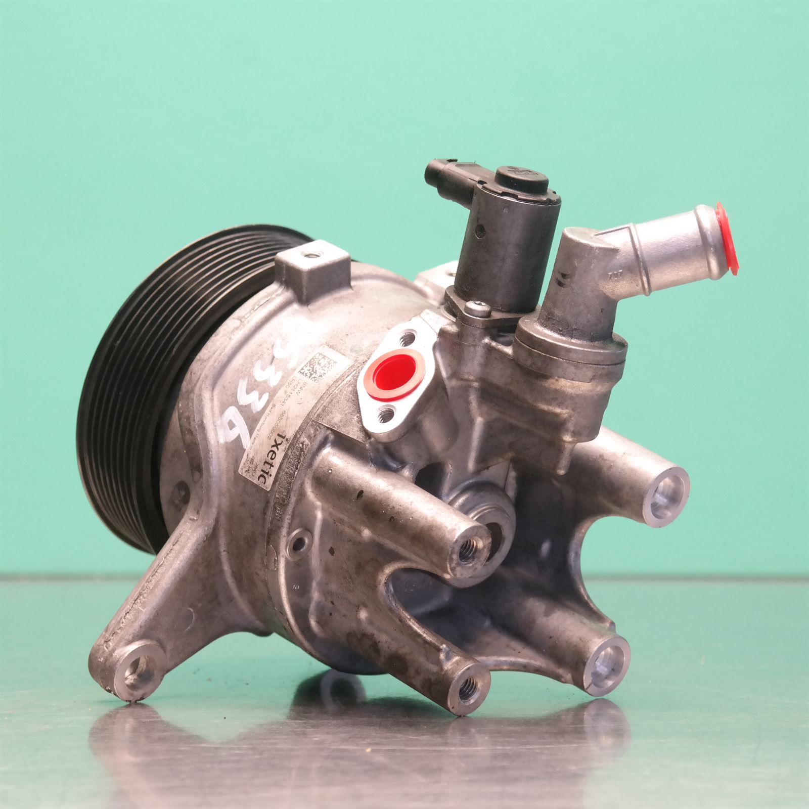 2013 BMW 7 SERIES Steering pump 32416850590