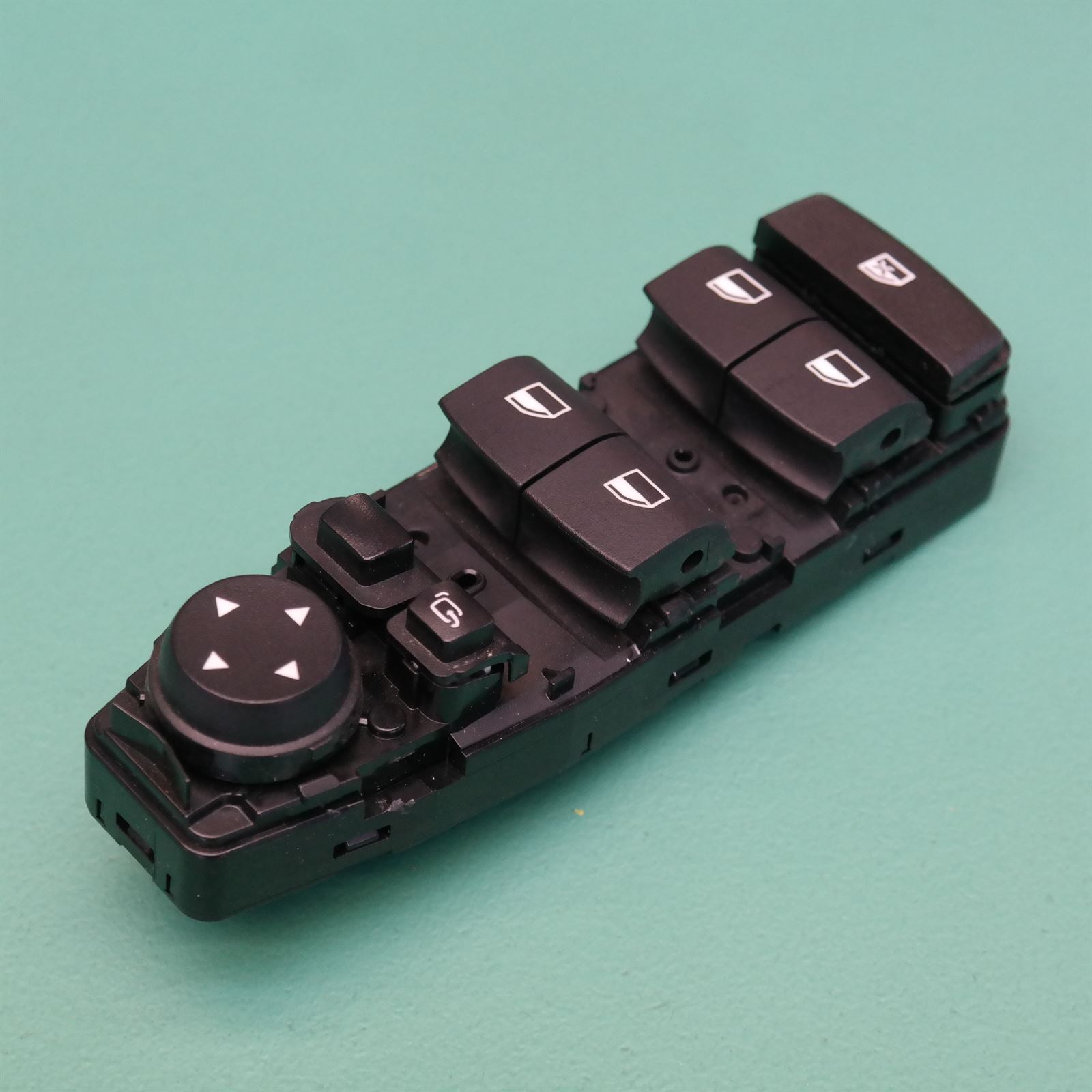 POWER WINDOW SWITCH F30 (107) *61-35* 2 POWER WINDOW SWITCH F30 (107) *61-35* - Image 2