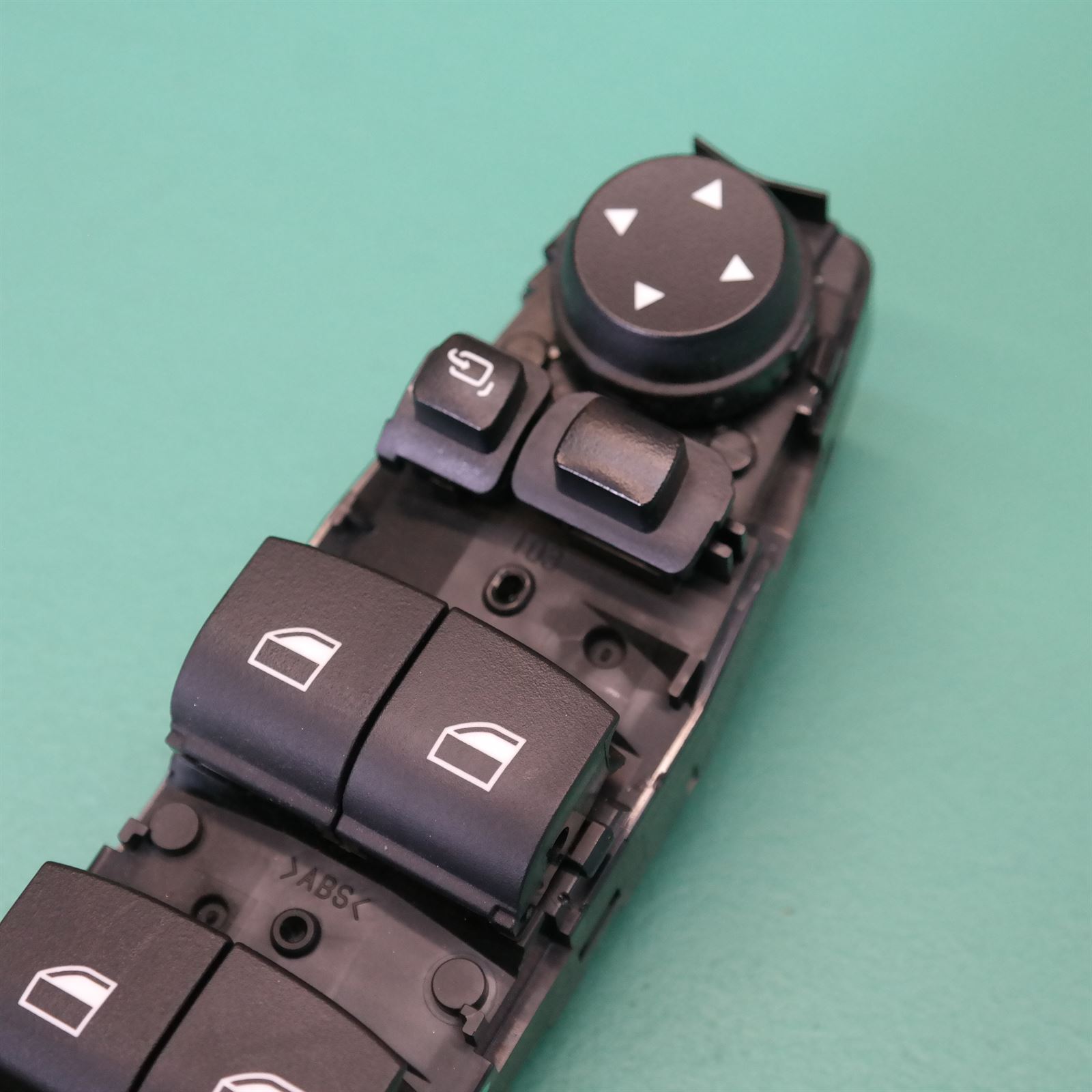 POWER WINDOW SWITCH F30 (107) *61-35* 6 POWER WINDOW SWITCH F30 (107) *61-35* - Image 6