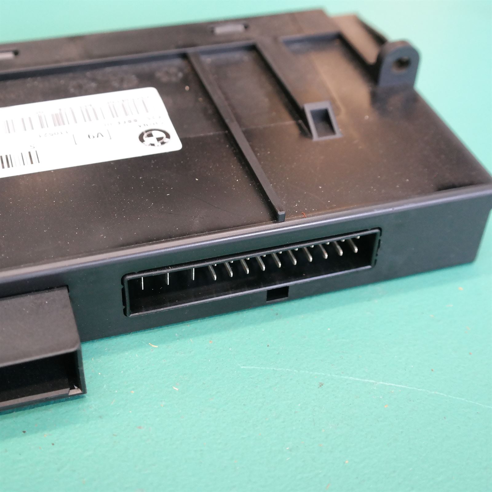 ECU F25 # Junction Box # (425) *61-25* 4 ECU F25 # Junction Box # (425) *61-25* - Image 4