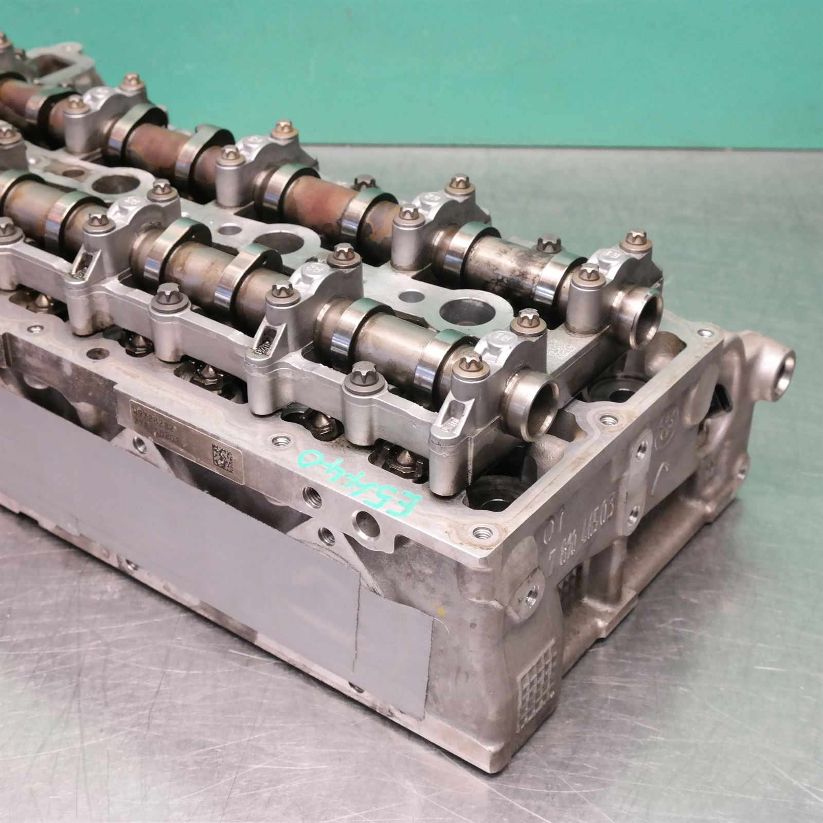 2012 BMW 3 SERIES Cylinder head 11127810463