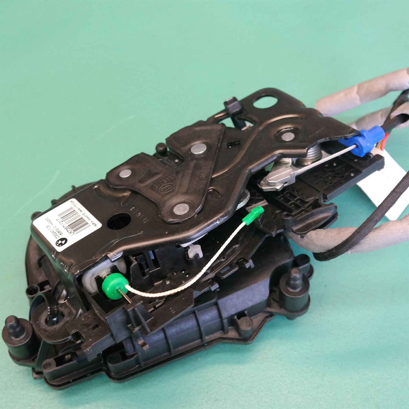 LOCK MECHANISM G02 # Tailgate lock # (076) (112) *41-60* 5 LOCK MECHANISM G02 # Tailgate lock # (076) (112) *41-60* - Image 5