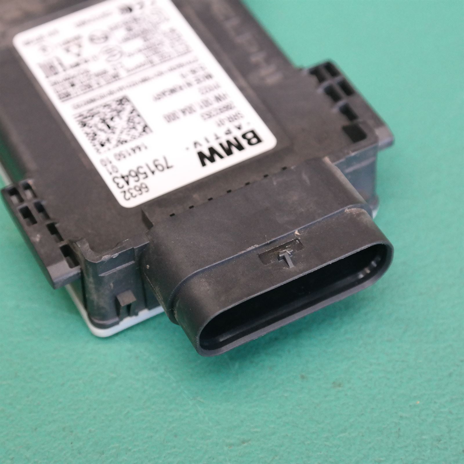 ECU G02 # Lane Change Radar # (DA7) *66-20* 7.915.643 LR 3 ECU G02 # Lane Change Radar # (DA7) *66-20* 7.915.643 LR - Image 3
