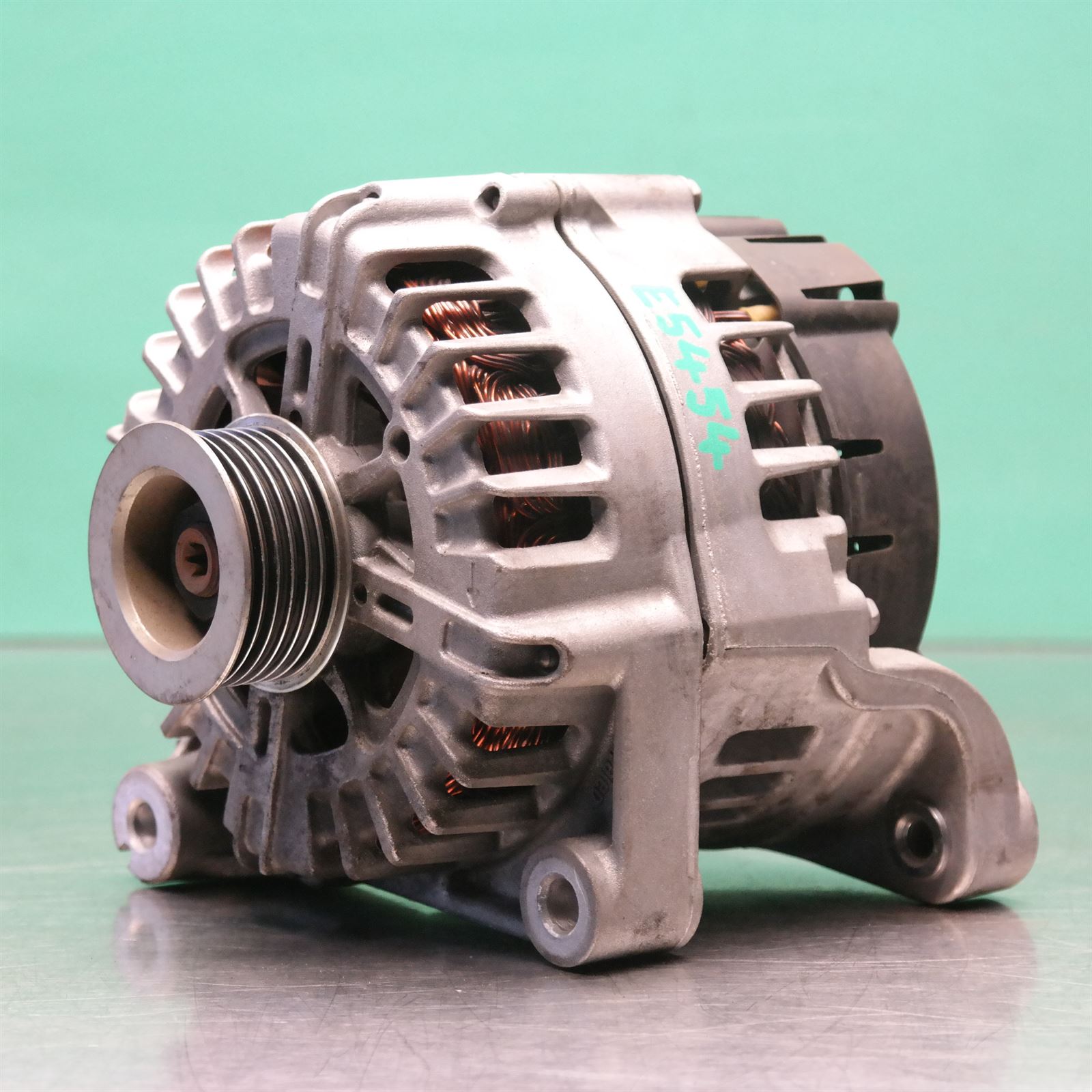 ALTERNATOR F25 (754) *12-20* D6 ALTERNATOR F25 (754) *12-20* D6