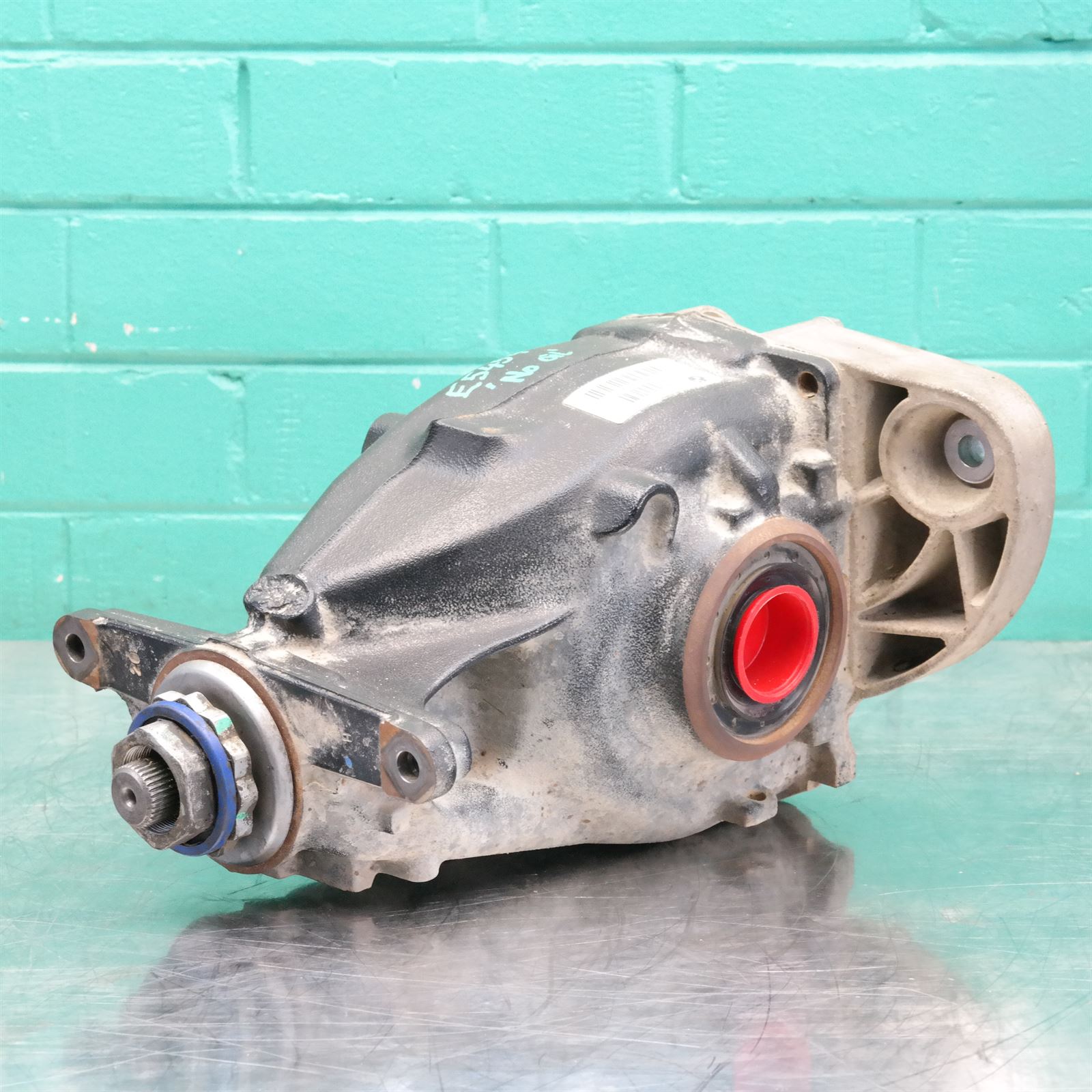 DIFFERENTIAL CENTRE F25 Rear (006) *33-05* 3.08 Ratio DIFFERENTIAL CENTRE F25 Rear (006) *33-05* 3.08 Ratio