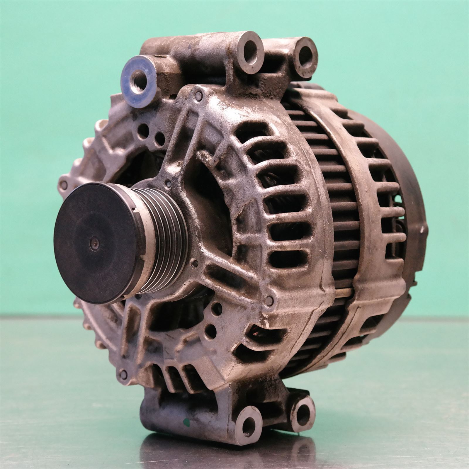 ALTERNATOR E90 (926) *12-20* P6 ALTERNATOR E90 (926) *12-20* P6