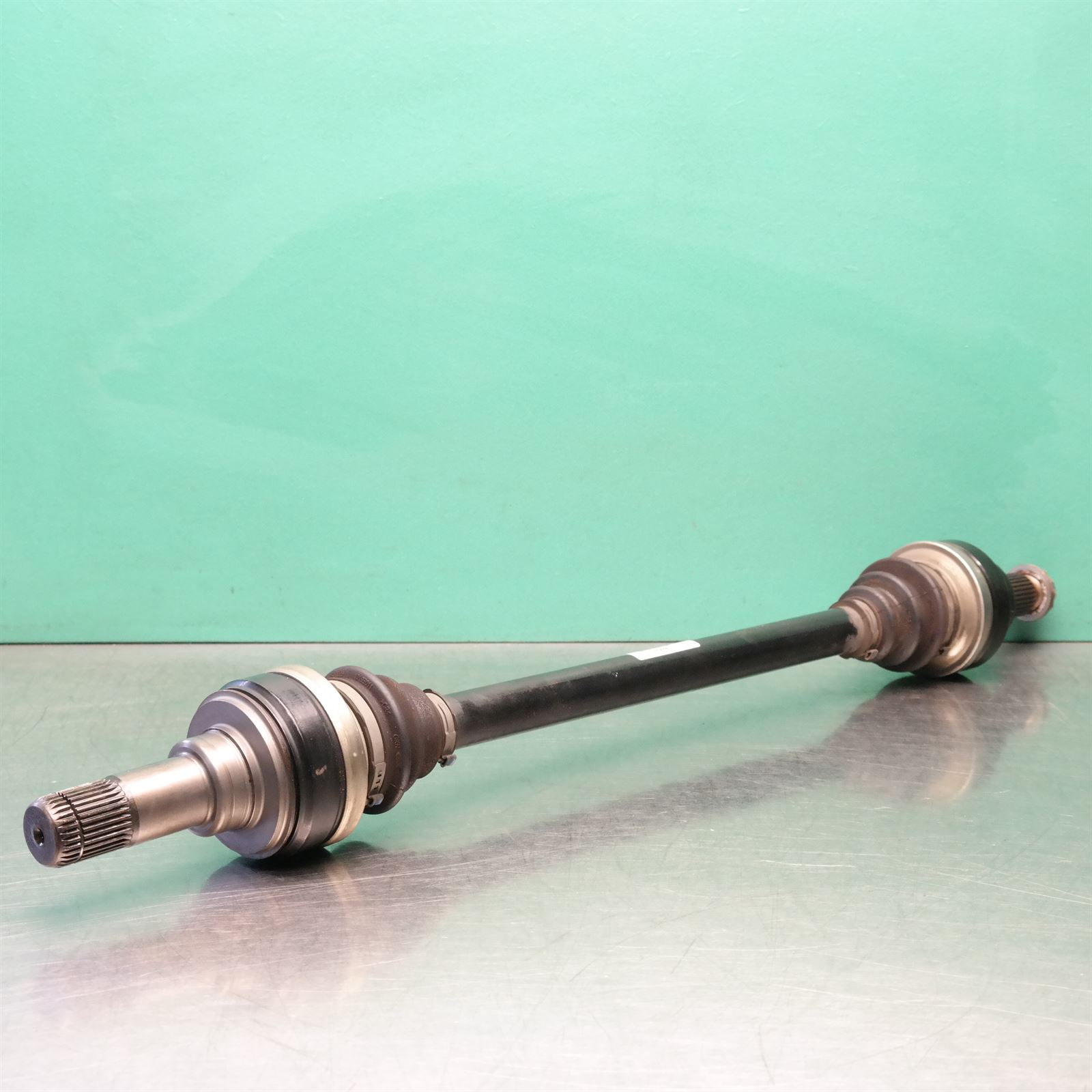 RIGHT DRIVESHAFT F10 (018) *33-25* 2 RIGHT DRIVESHAFT F10 (018) *33-25* - Image 2