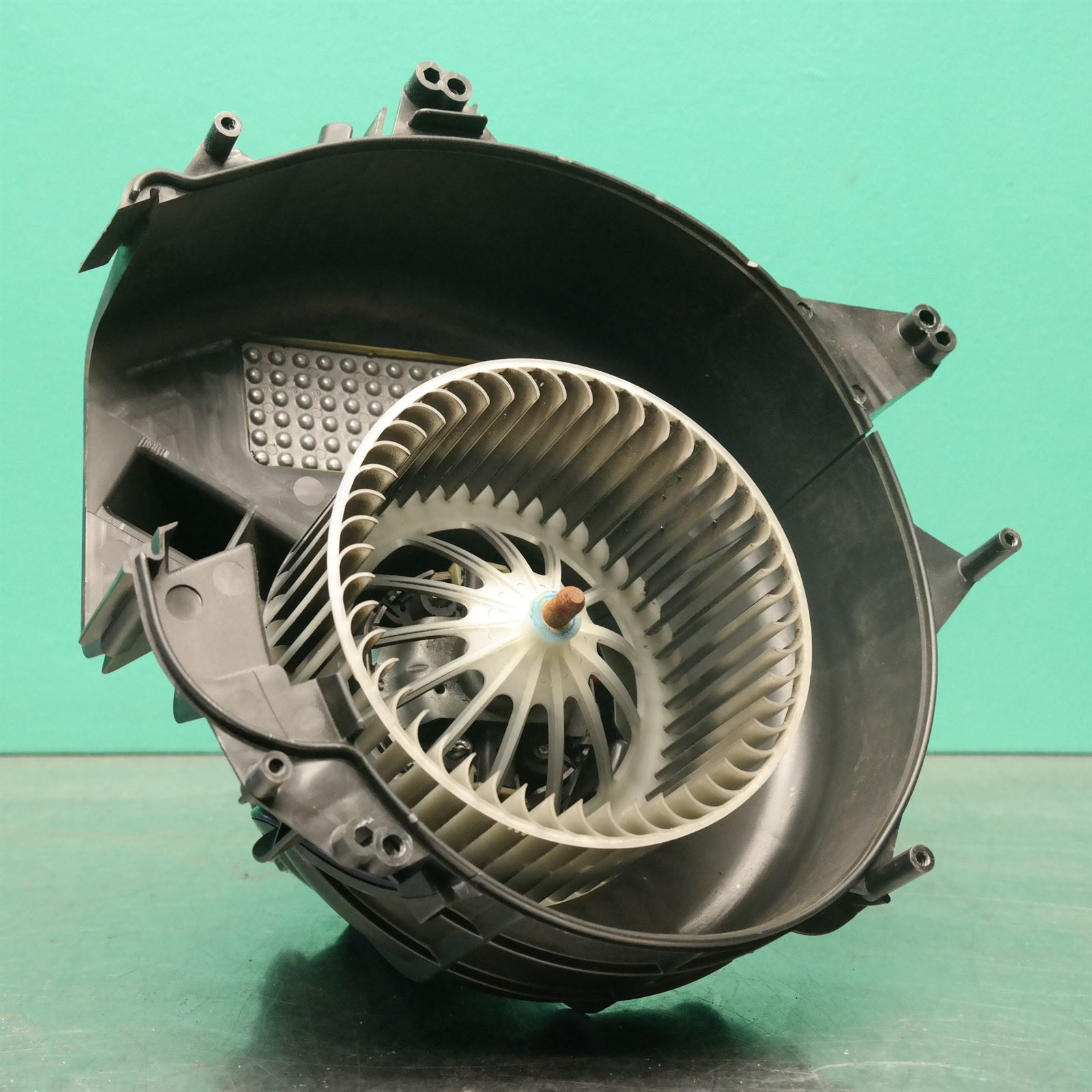 ●FAHEEM 2011 BMW 5 SERIES Heater fan 64119242608