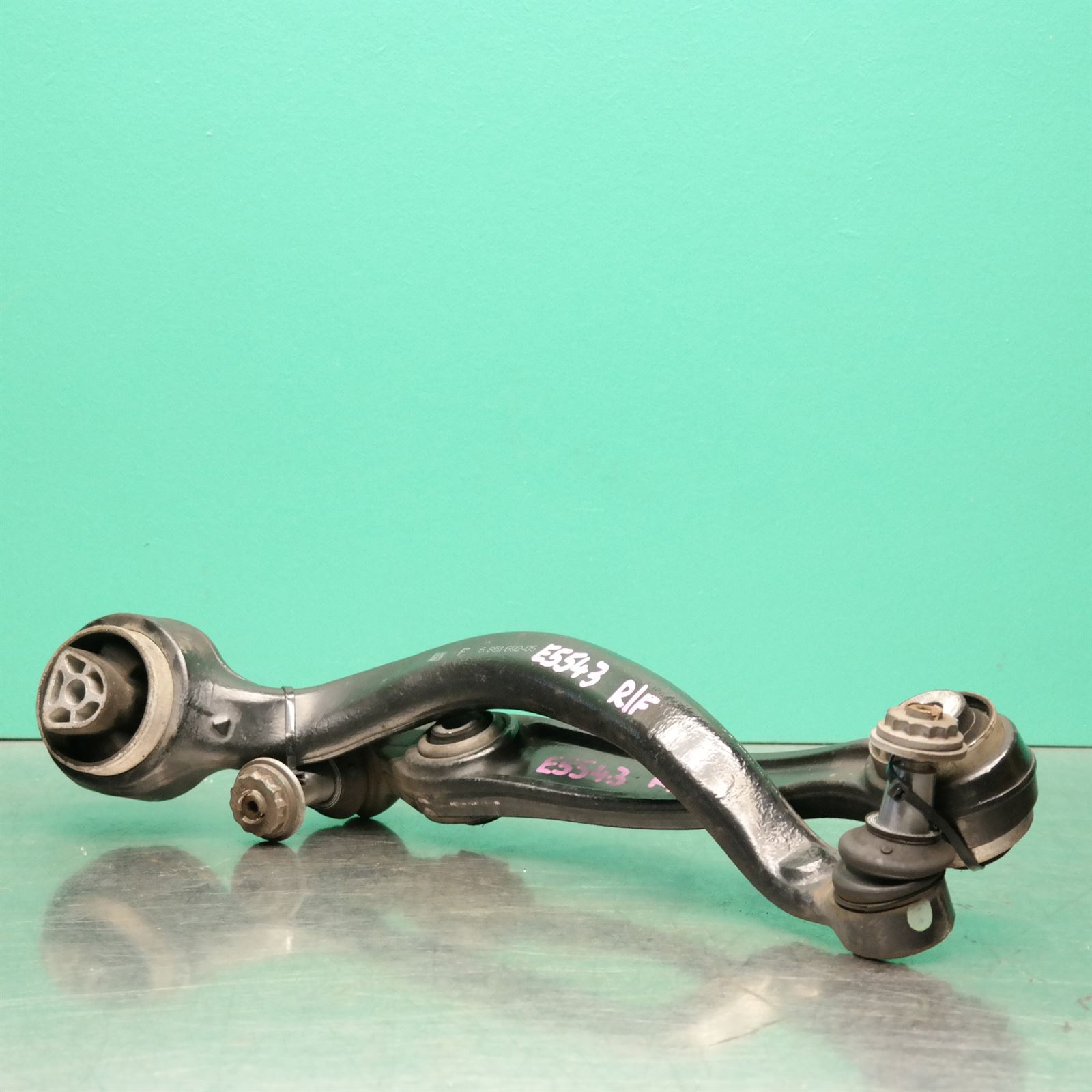 RIGHT FRONT LOWER CONTROL ARM F15 (692) (822) *31-05* RIGHT FRONT LOWER CONTROL ARM F15 (692) (822) *31-05*