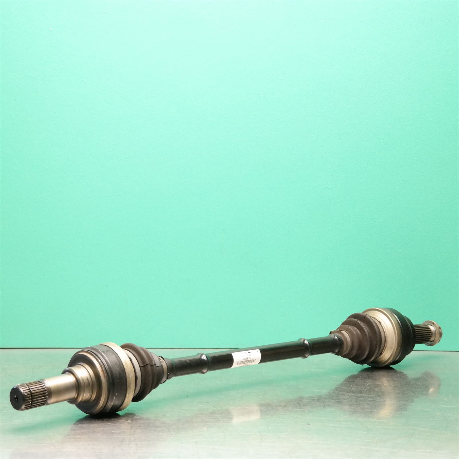 LEFT DRIVESHAFT F15 # Rear # (841) *33-25* D4 (rhr lhr same) 2 LEFT DRIVESHAFT F15 # Rear # (841) *33-25* D4 (rhr lhr same) - Image 2