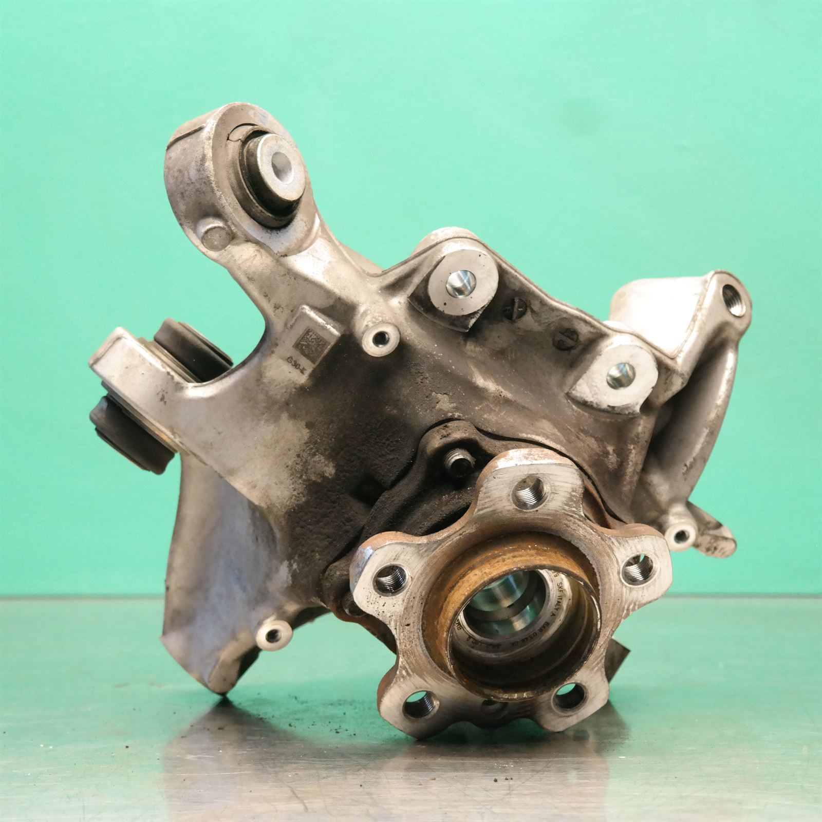 myu① 2019 BMW 5 SERIES Hub/knuckle 33306866335