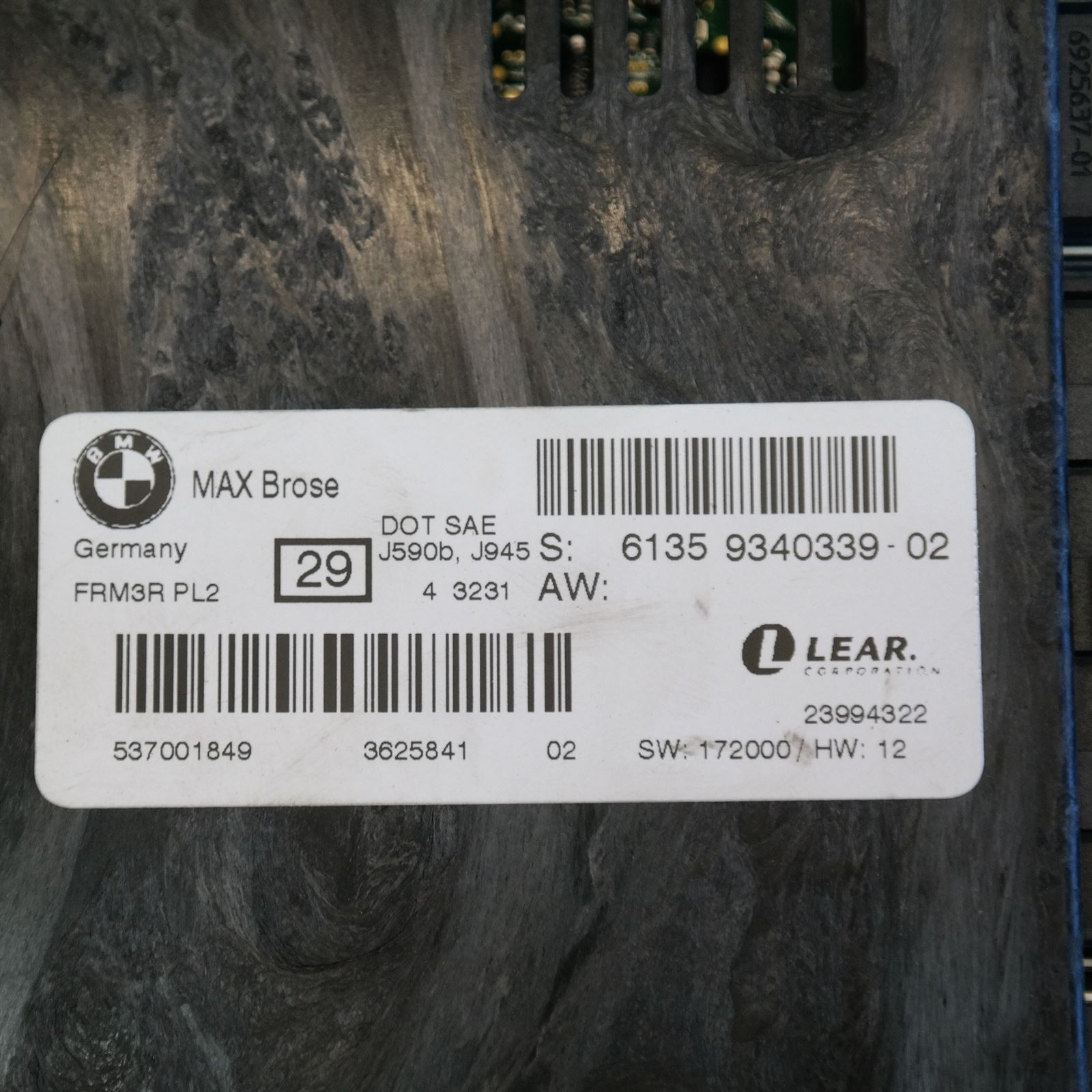 ECU E84 # Footwell Module # (064) *61-25* 5 ECU E84 # Footwell Module # (064) *61-25* - Image 5