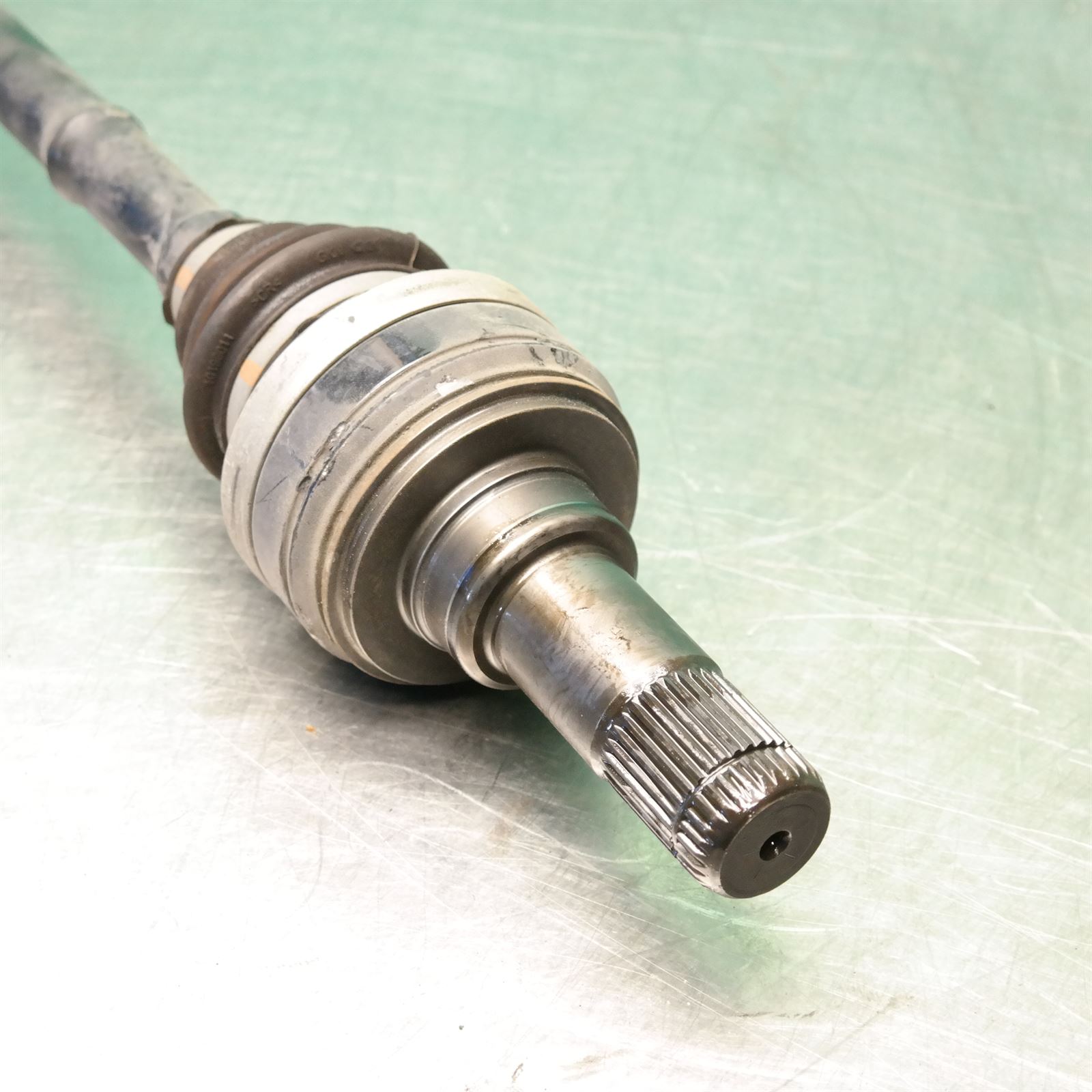 LEFT DRIVESHAFT F15 # Rear # (841) *33-25* D4 (rhr lhr same) 3 LEFT DRIVESHAFT F15 # Rear # (841) *33-25* D4 (rhr lhr same) - Image 3