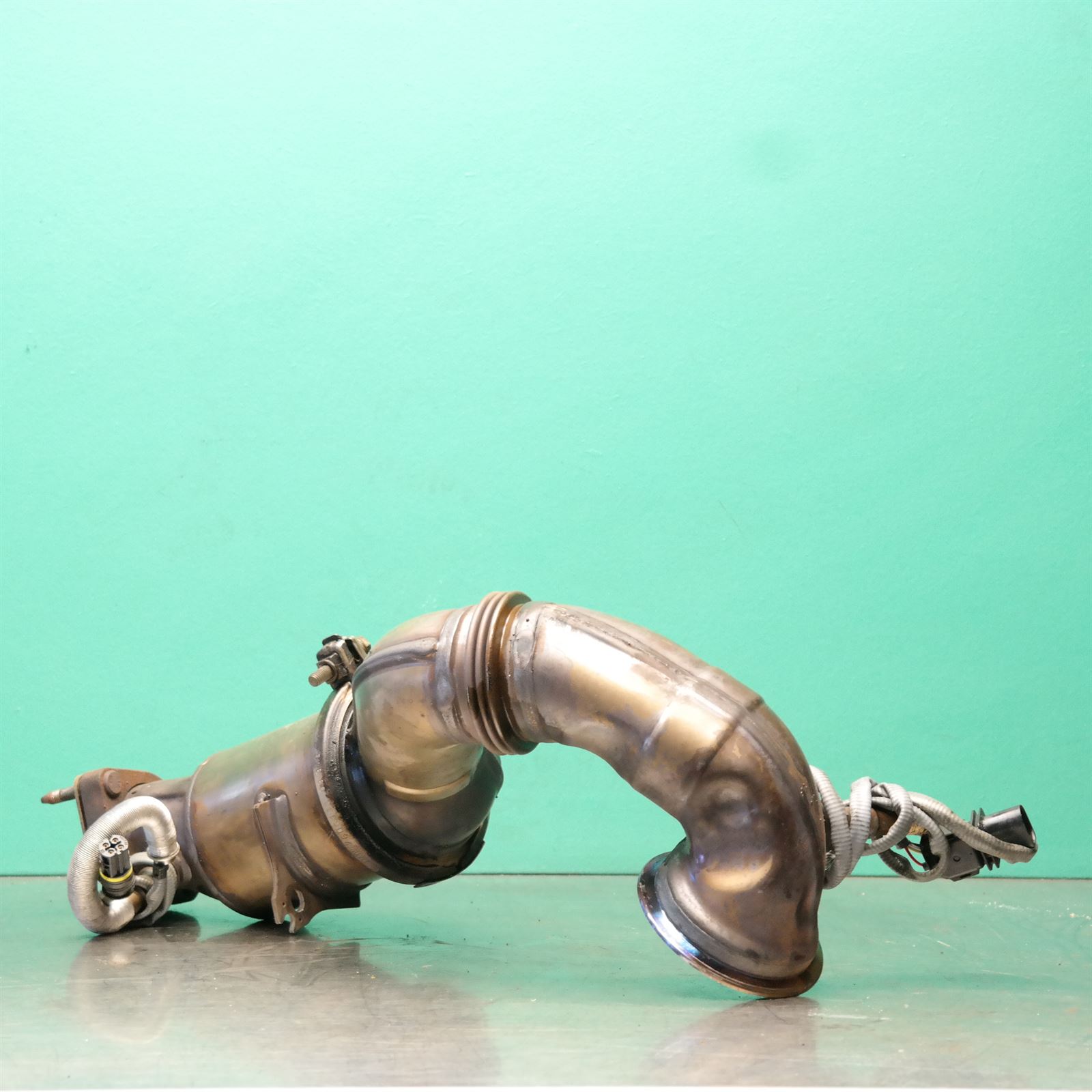 CATALYTIC CONVERTER F01 (019) *18-10* Rear CATALYTIC CONVERTER F01 (019) *18-10* Rear