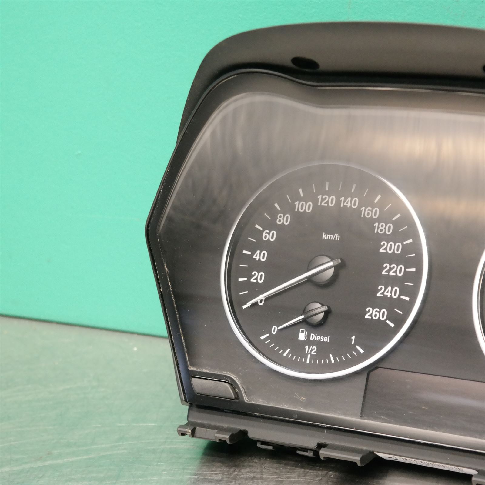 INSTRUMENT CLUSTER DIESEL, AUTO T/M, F20, HATCH, 06/11-04/19 6 INSTRUMENT CLUSTER DIESEL, AUTO T/M, F20, HATCH, 06/11-04/19 - Image 6