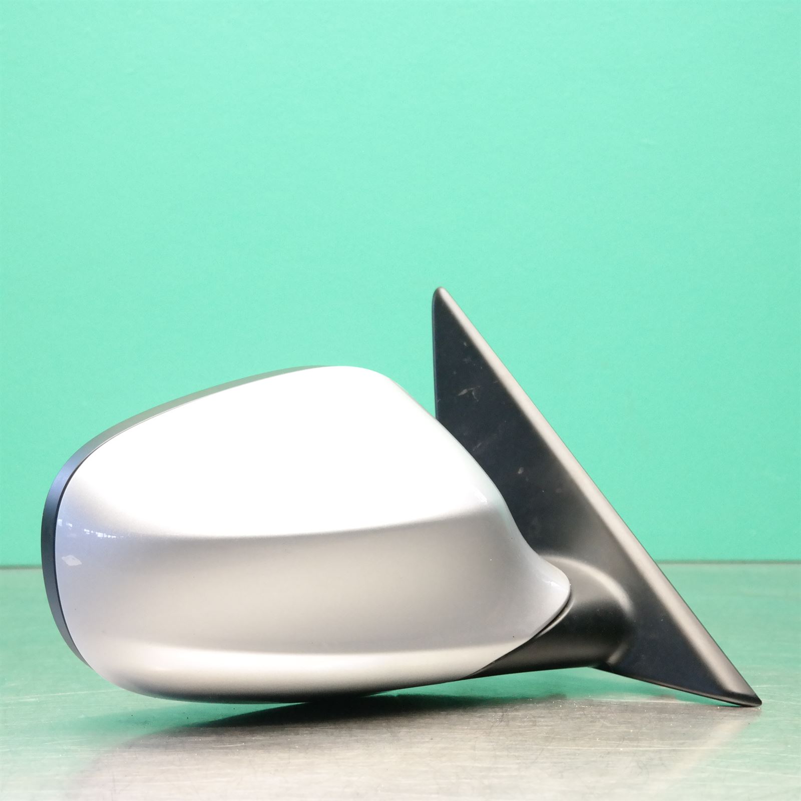 RIGHT DOOR MIRROR E90 (264) *51-07* RIGHT DOOR MIRROR E90 (264) *51-07*