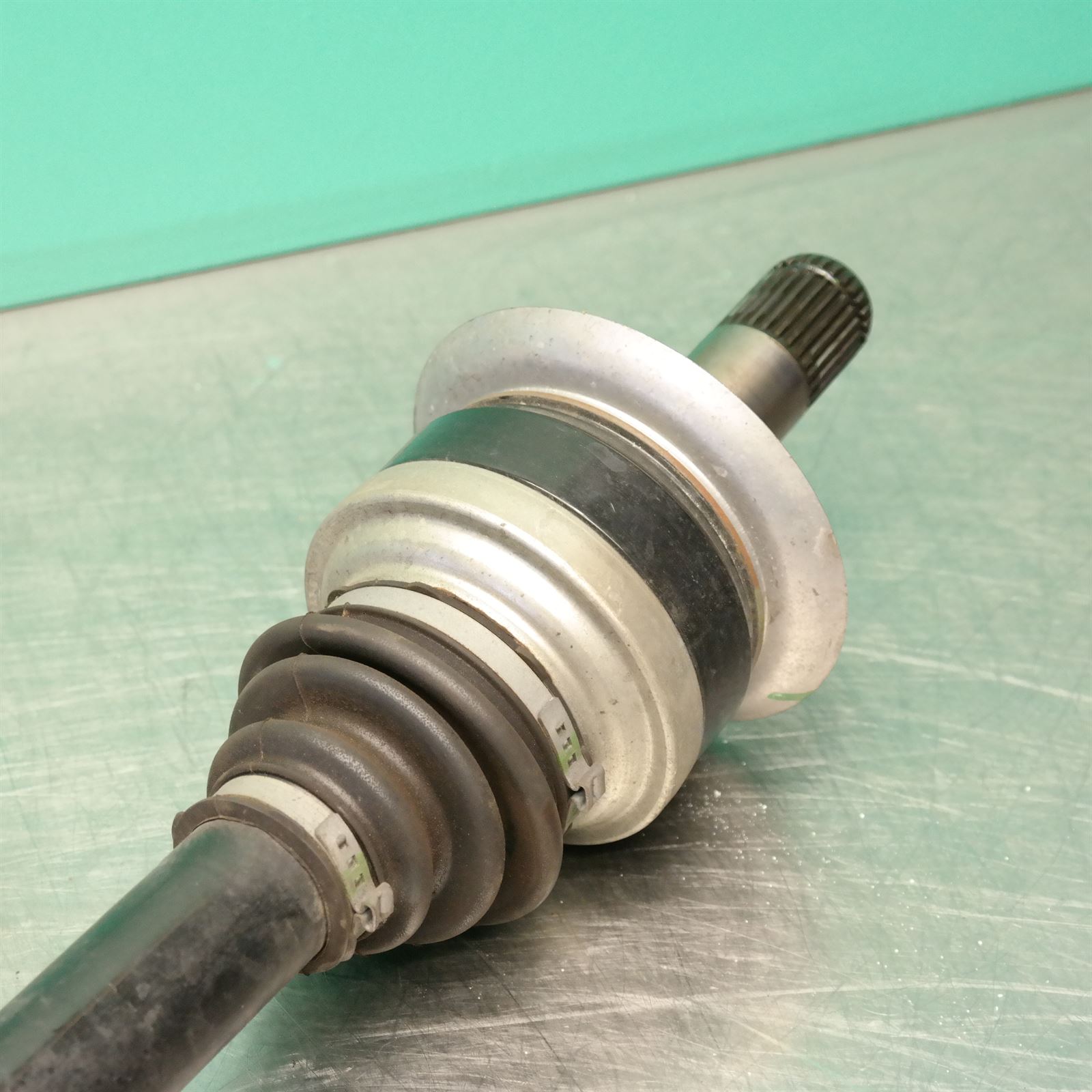 LEFT DRIVESHAFT F15 # Rear # (838) *33-25* 4 LEFT DRIVESHAFT F15 # Rear # (838) *33-25* - Image 4