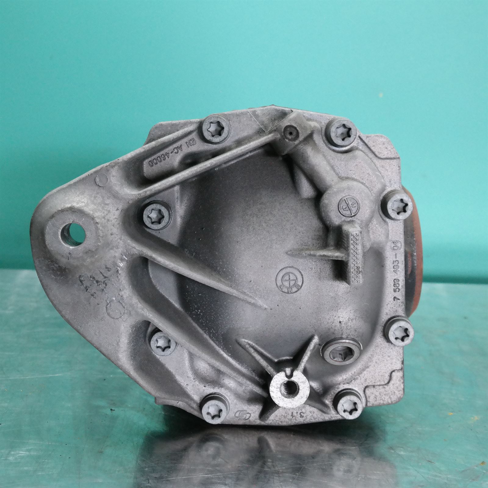 2017 BMW 1 SERIES Differential centre 33108485723