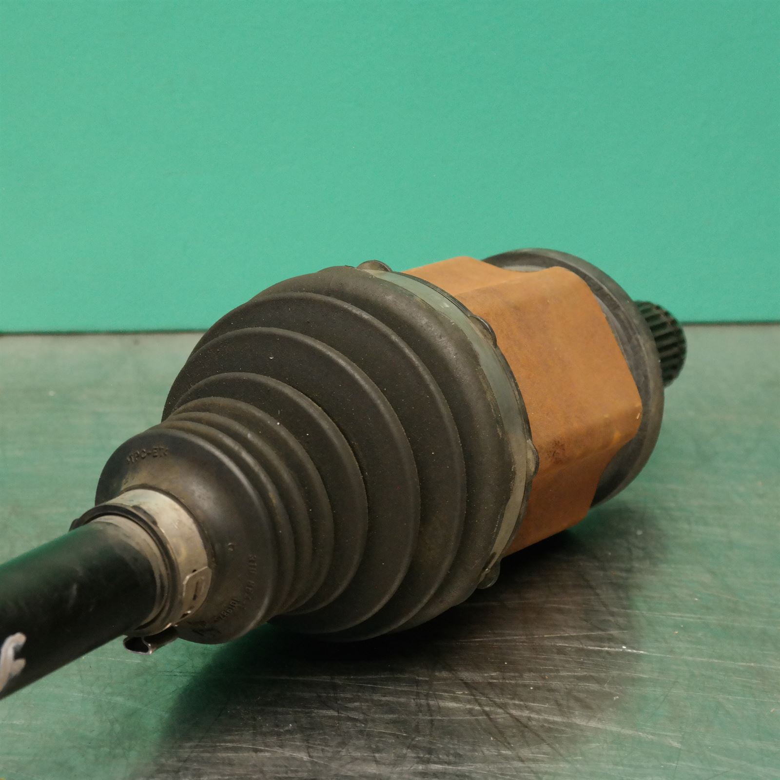 LEFT DRIVESHAFT F25 # Front # (013) *31-20 P4 4 LEFT DRIVESHAFT F25 # Front # (013) *31-20 P4 - Image 4