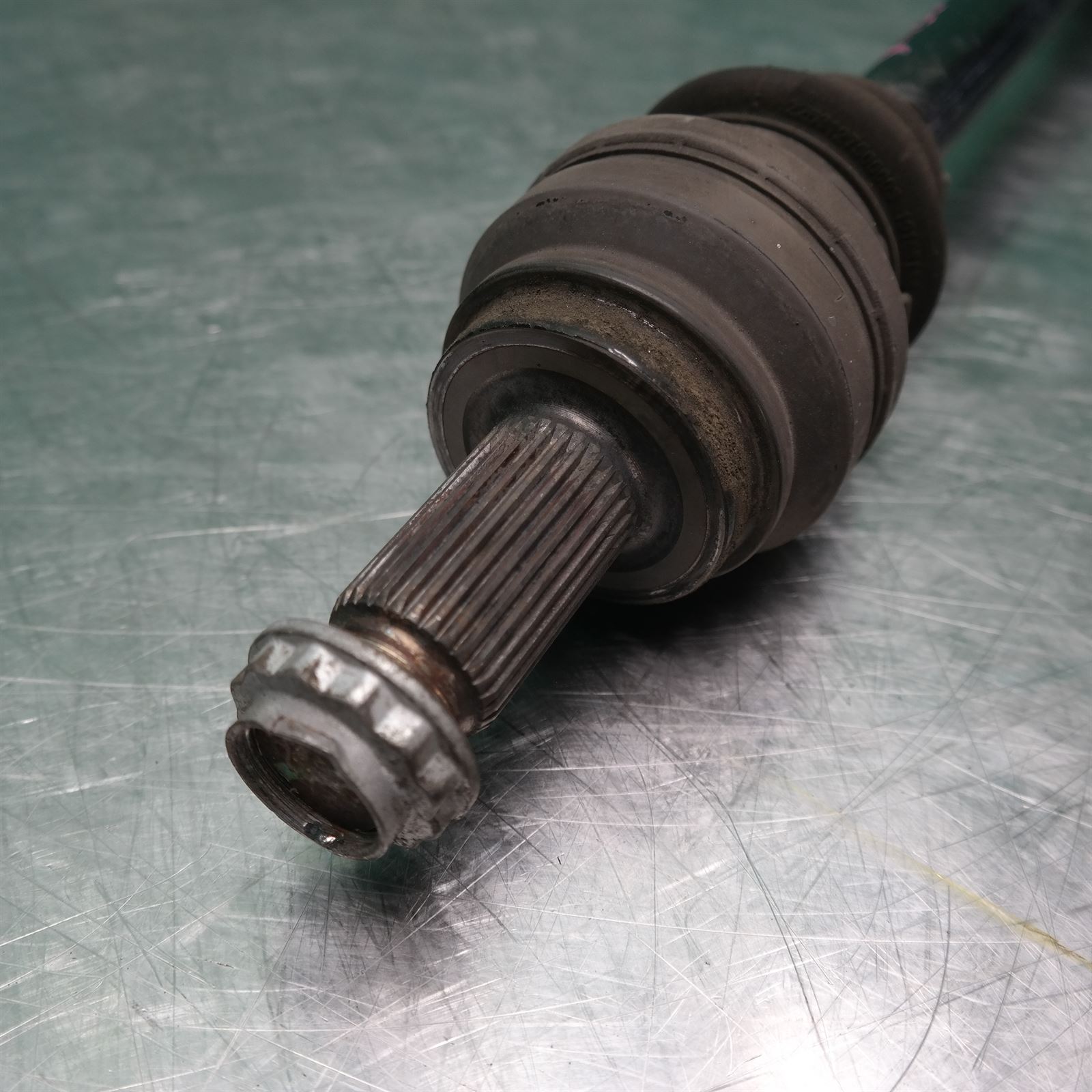 RIGHT DRIVESHAFT F25 # Rear # (042) *35-25* 4 RIGHT DRIVESHAFT F25 # Rear # (042) *35-25* - Image 4