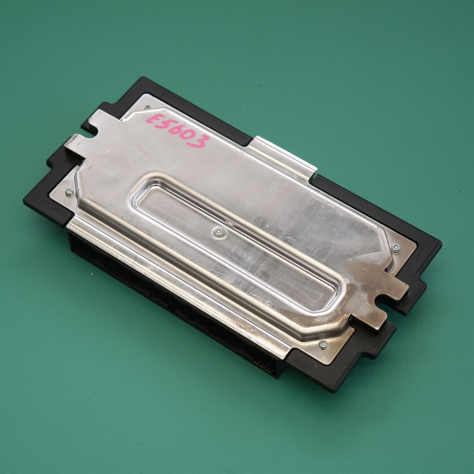 ECU E90 # Footwell Module # (064) *61-25* 3 ECU E90 # Footwell Module # (064) *61-25* - Image 3