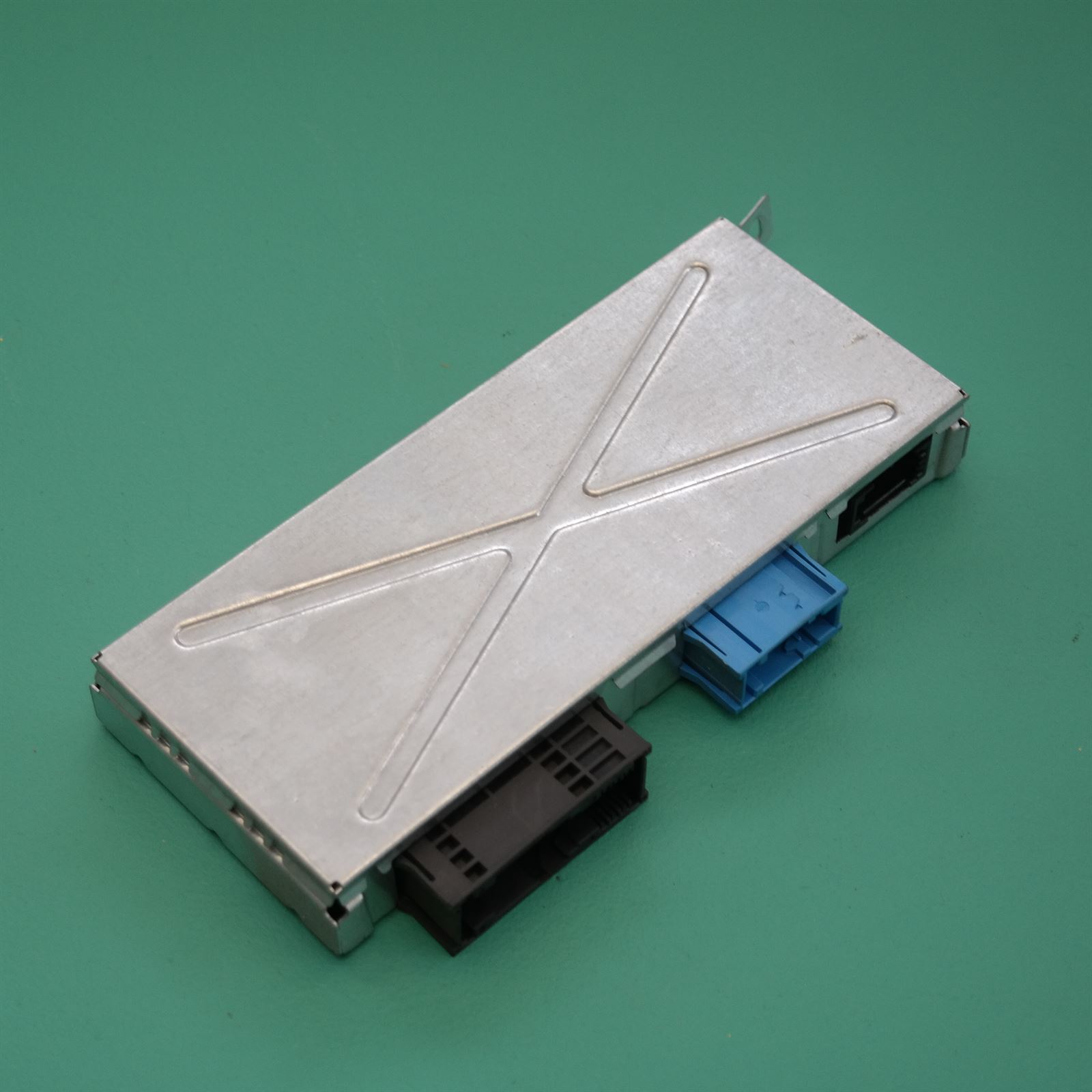 ECU F10 # Gateway Module # (532) *61-25* 9.236.462 3 ECU F10 # Gateway Module # (532) *61-25* 9.236.462 - Image 3