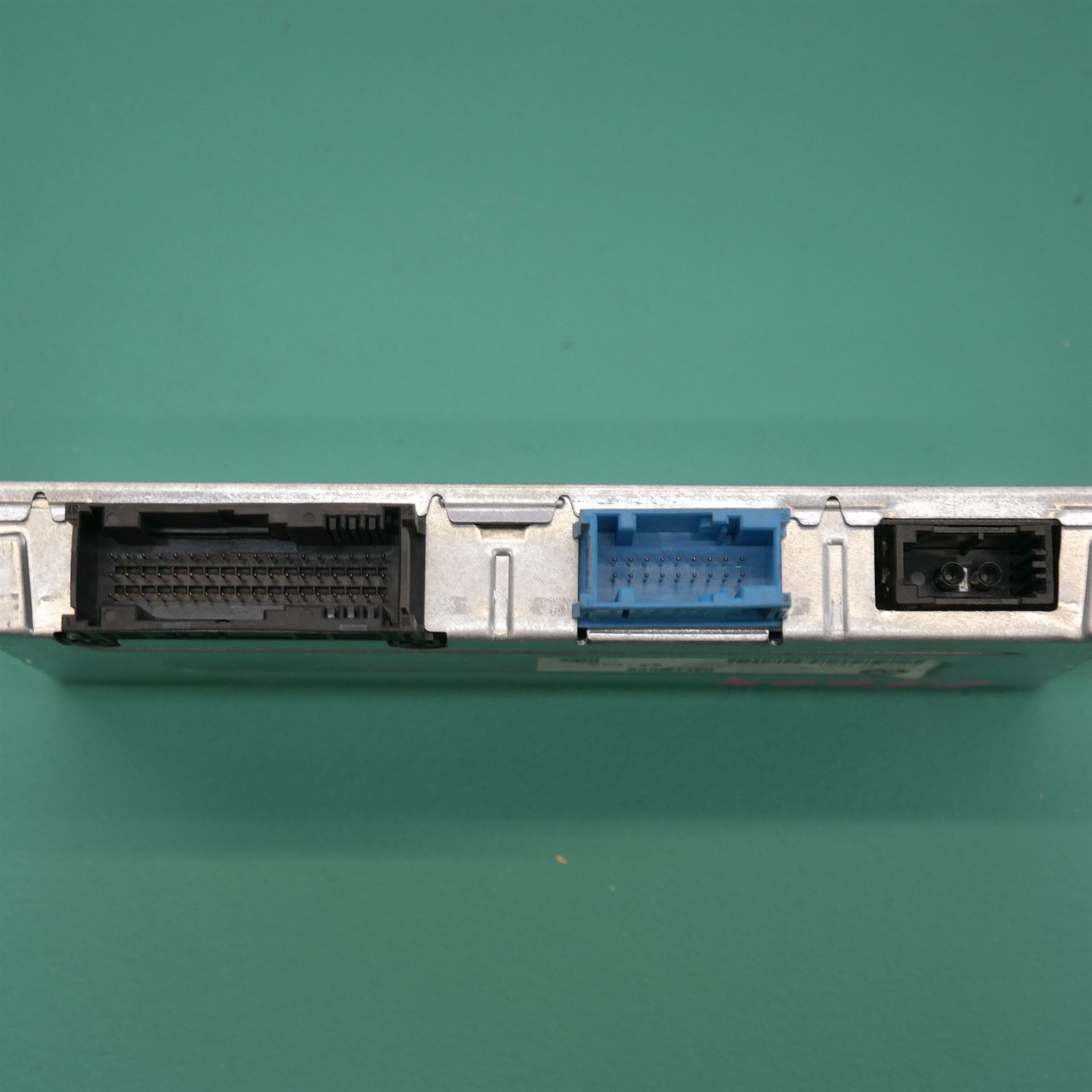 ECU F10 # Gateway Module # (532) *61-25* 9.236.462 4 ECU F10 # Gateway Module # (532) *61-25* 9.236.462 - Image 4