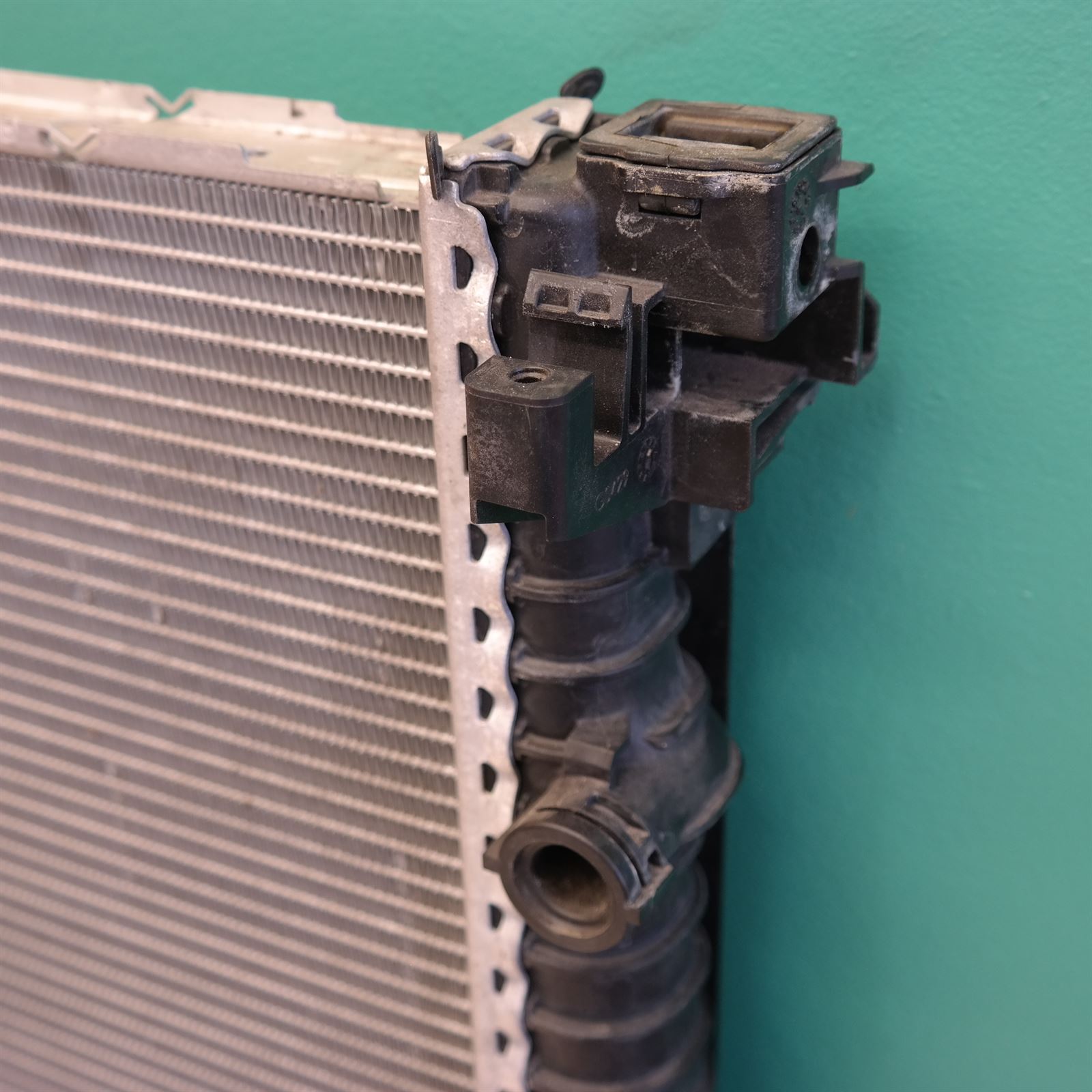 2018 BMW X3 Radiator 17119886561