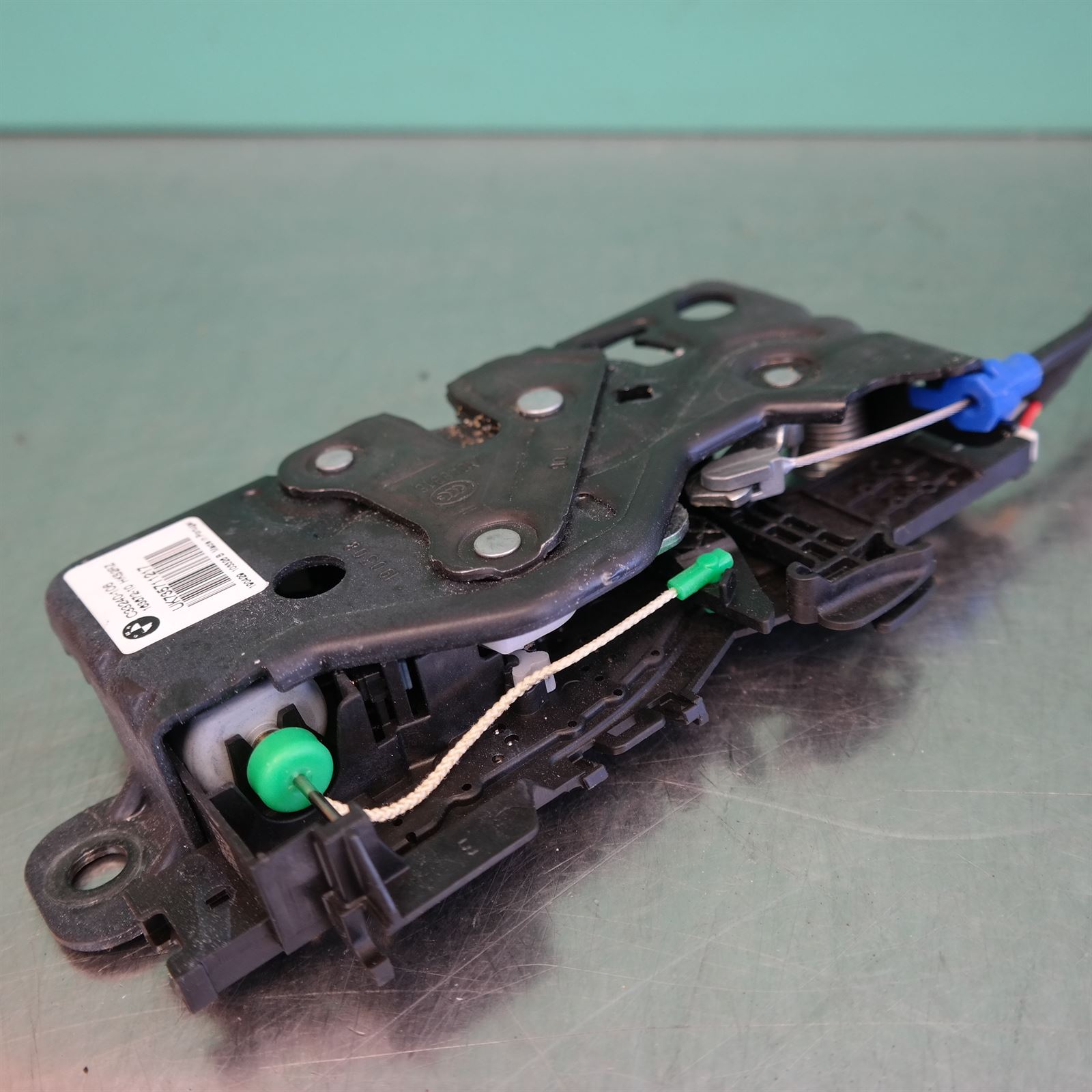 LOCK MECHANISM G02 # Tailgate lock # (076) (112) *41-60* 4 LOCK MECHANISM G02 # Tailgate lock # (076) (112) *41-60* - Image 4