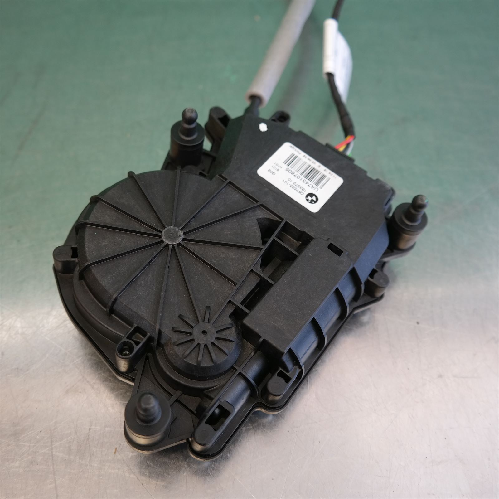 LOCK MECHANISM G02 # Tailgate lock # (076) (112) *41-60* 6 LOCK MECHANISM G02 # Tailgate lock # (076) (112) *41-60* - Image 6