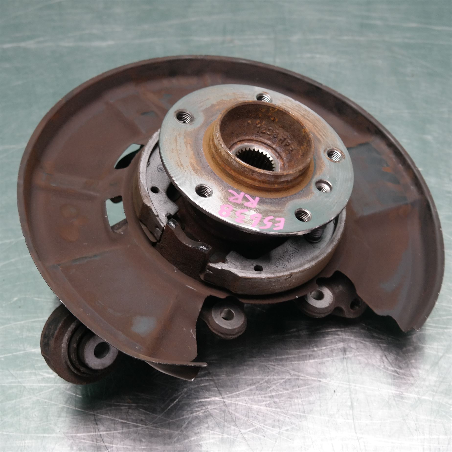 2008 BMW 3 SERIES Hub/knuckle 33326774810