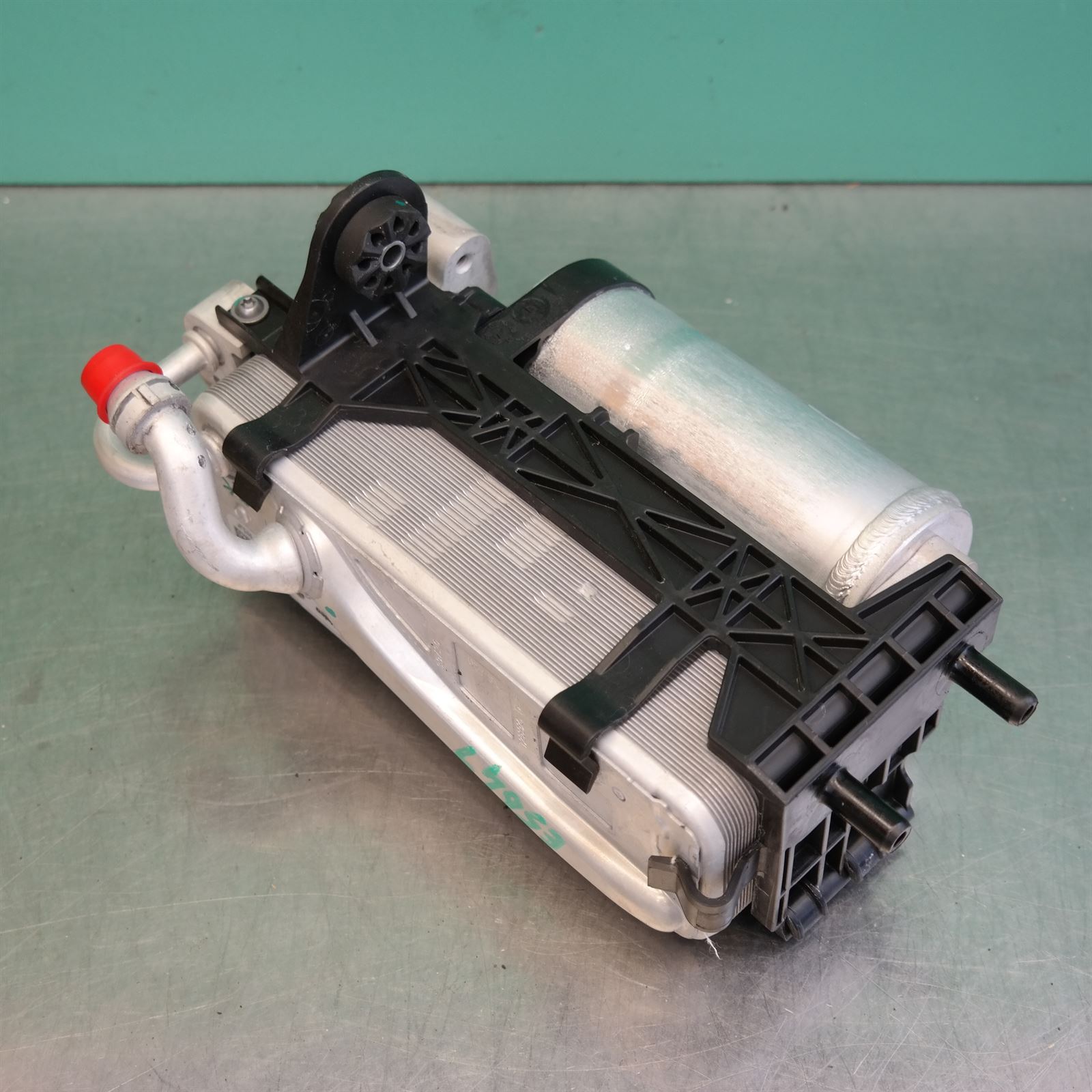 B-M　3点まとめて 2021 BMW 3 SERIES A/C condenser 64536805342