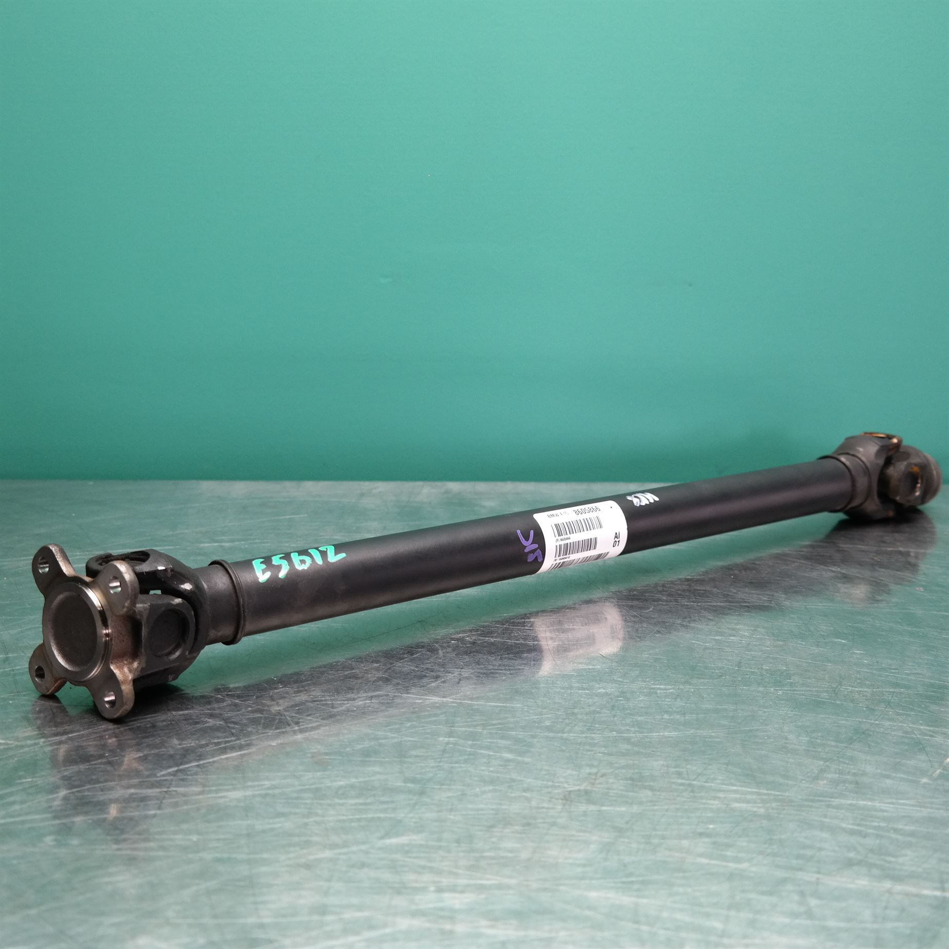 2015 BMW X5 Prop shaft 26208605866 26209425907