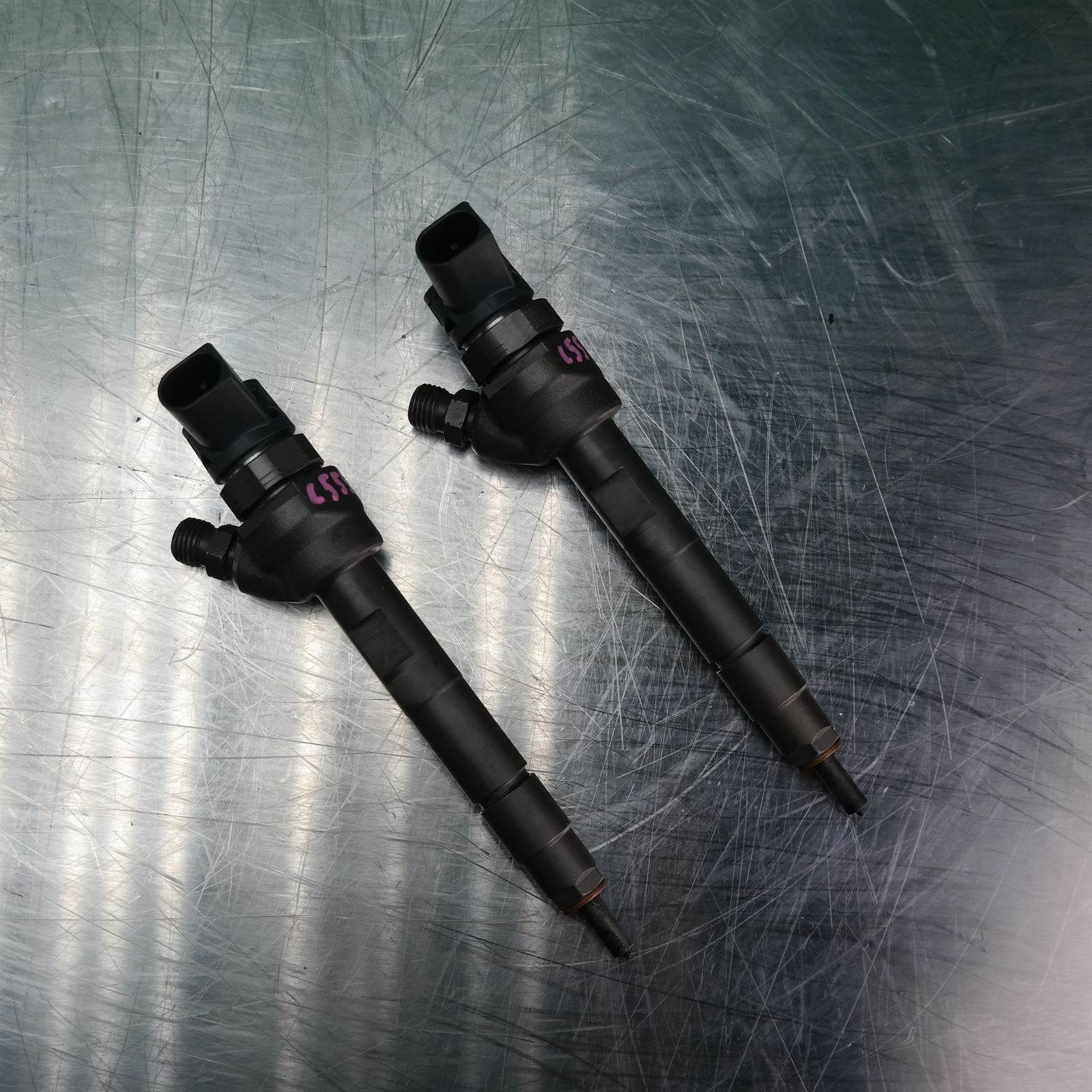 Genuine 2016 BMW X5 Fuel injector F15 0 BM Spares