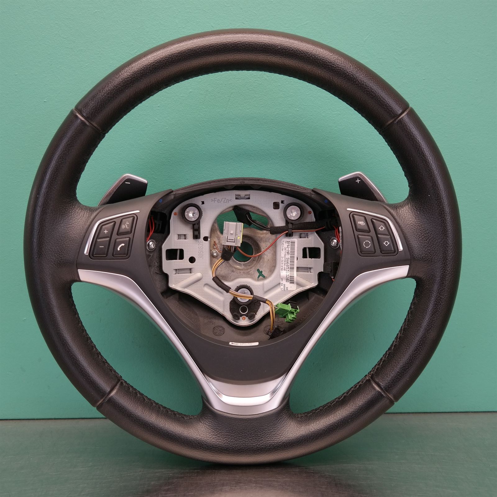 STEERING WHEEL E84 (572) *32-35* STEERING WHEEL E84 (572) *32-35*