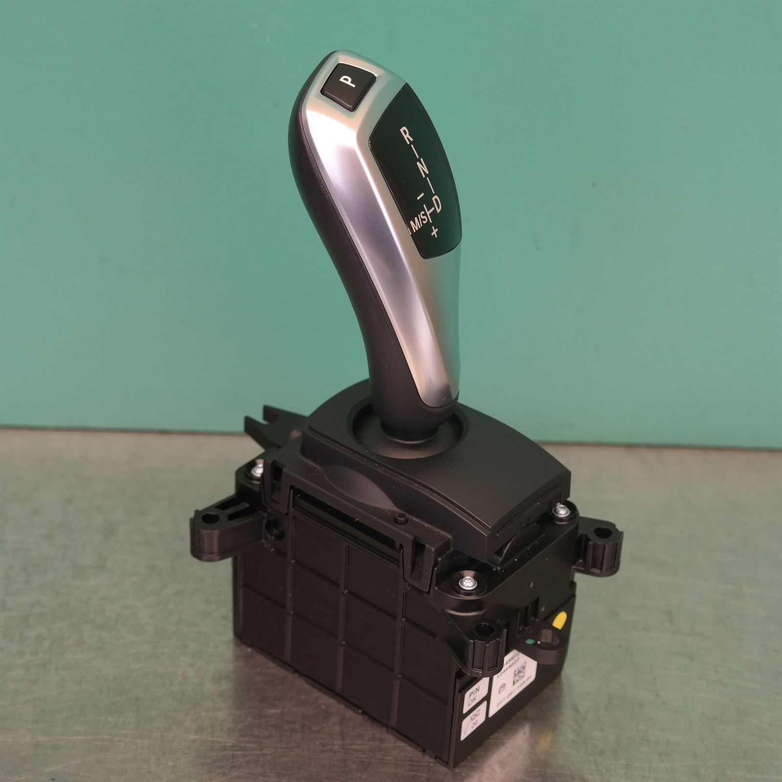 Genuine 2015 BMW X5 Gear shifter F15 N/A BM Spares