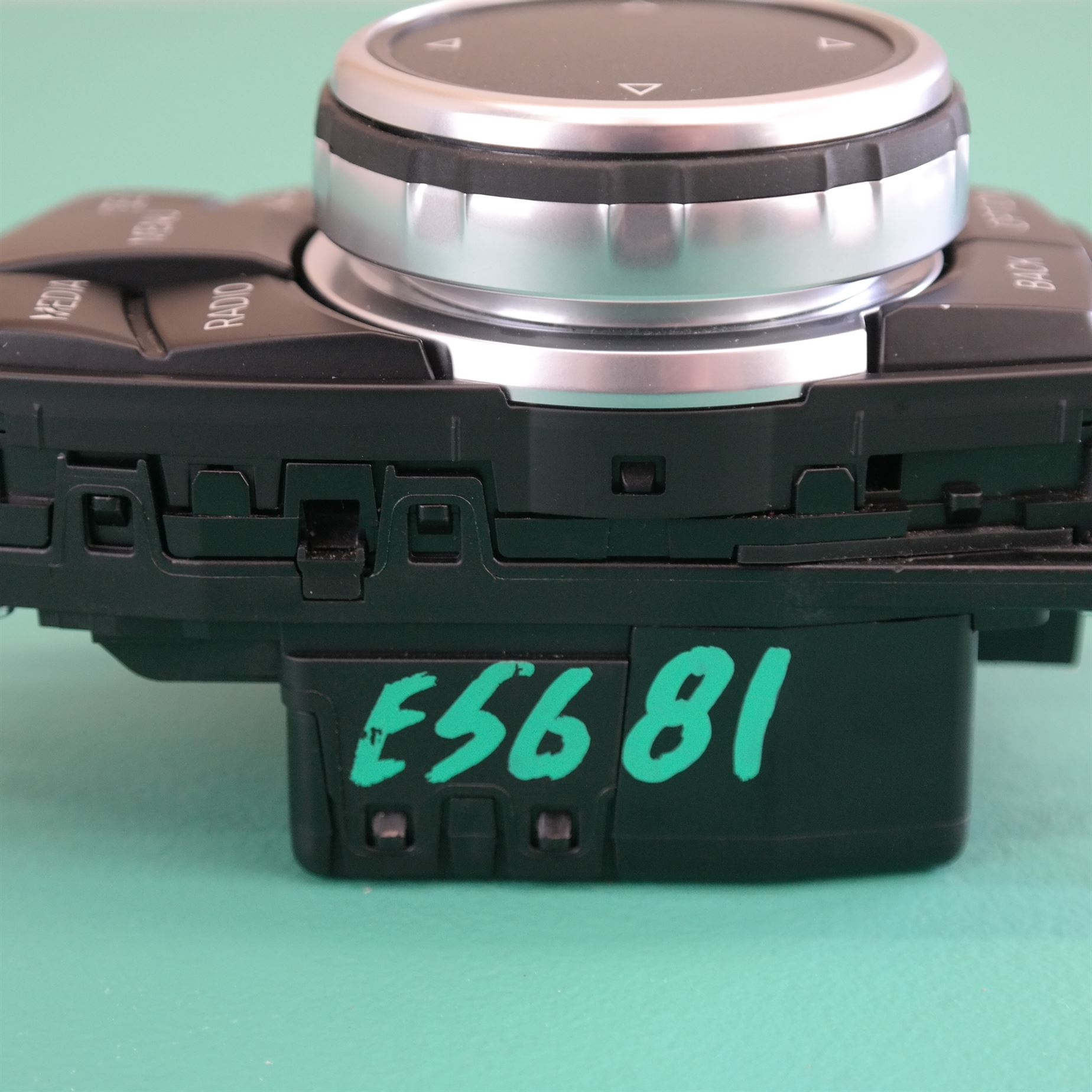 STEREO/HEAD UNIT F15 # Controller # (723) *65-50* 4 STEREO/HEAD UNIT F15 # Controller # (723) *65-50* - Image 4